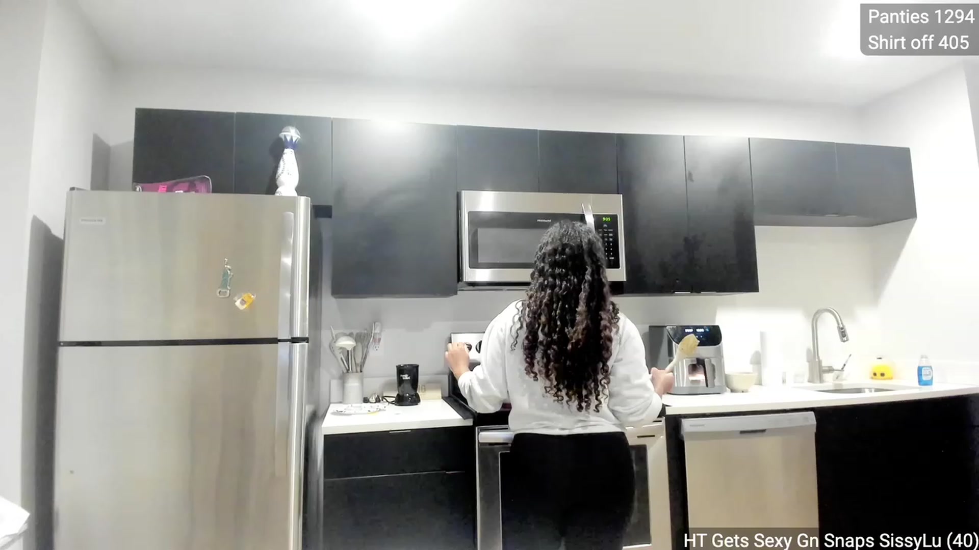 Gallery image thumbnail from BestAssonMFC's myfreecams stream on, 03/13/2024, 02:31 image 8 of 20