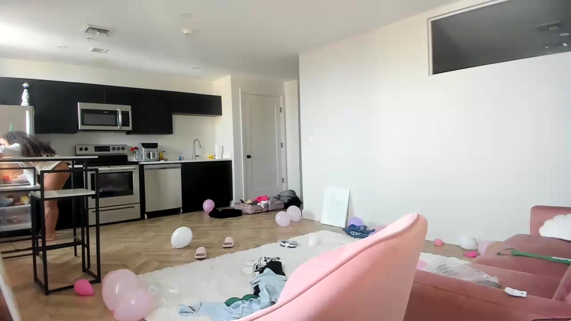 Gallery image thumbnail from BestAssonMFC's myfreecams stream on, 04/27/2024, 14:33 image 2 of 20