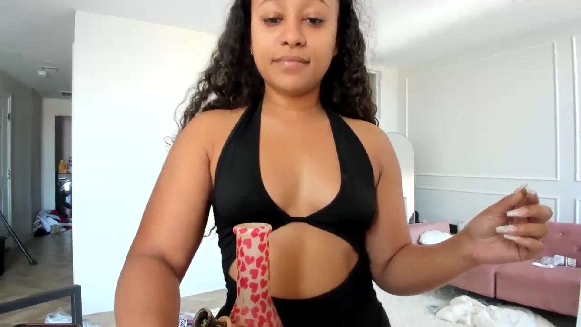 Gallery image thumbnail from BestAssonMFC's myfreecams stream on, 05/25/2024, 17:53 image 3 of 20