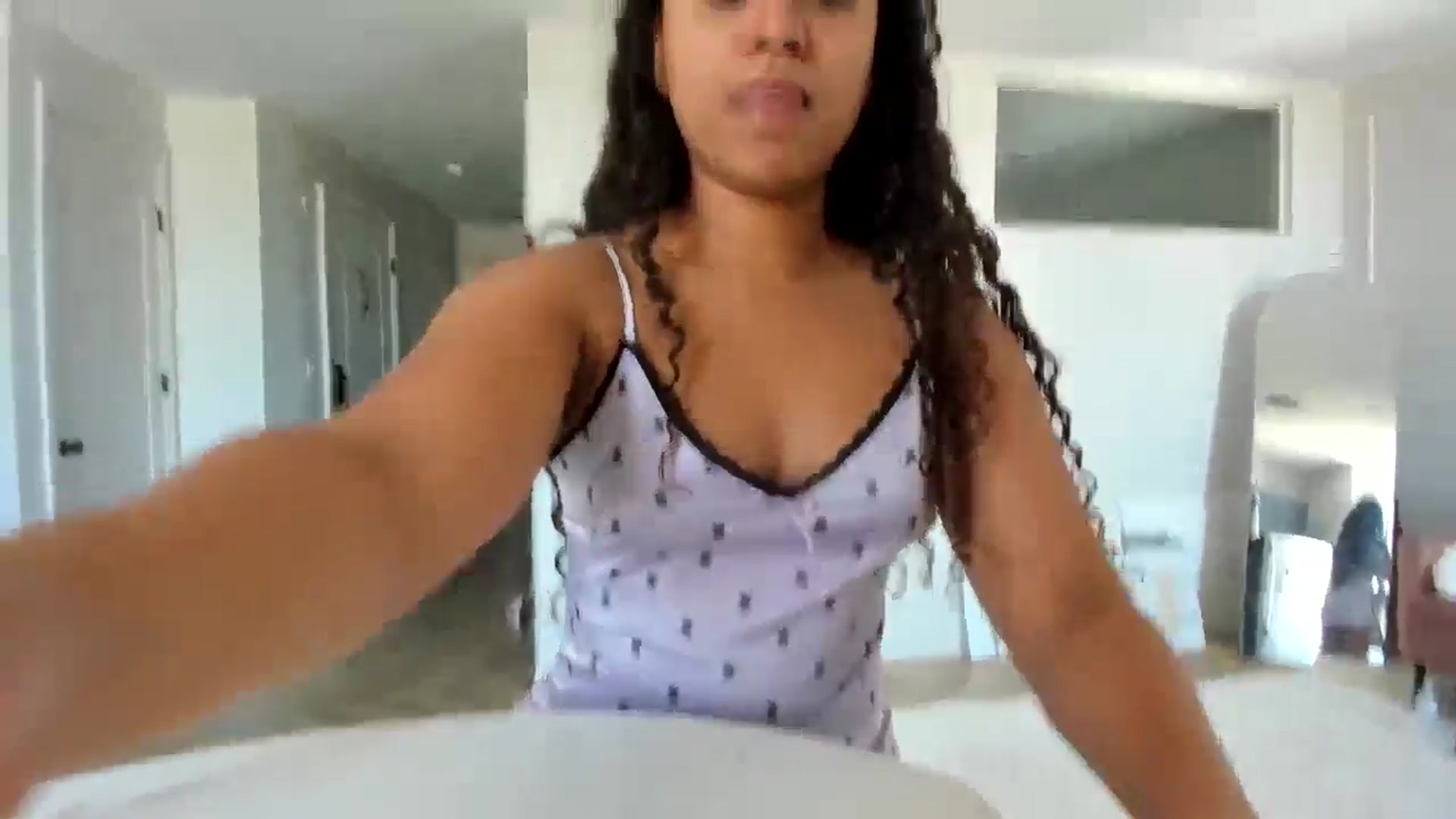 Gallery image thumbnail from BestAssonMFC's myfreecams stream on, 06/02/2024, 17:57 image 17 of 20