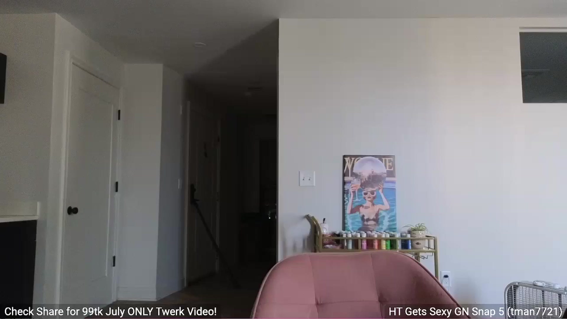 Gallery image thumbnail from BestAssonMFC's myfreecams stream on, 07/26/2024, 11:19 image 17 of 20