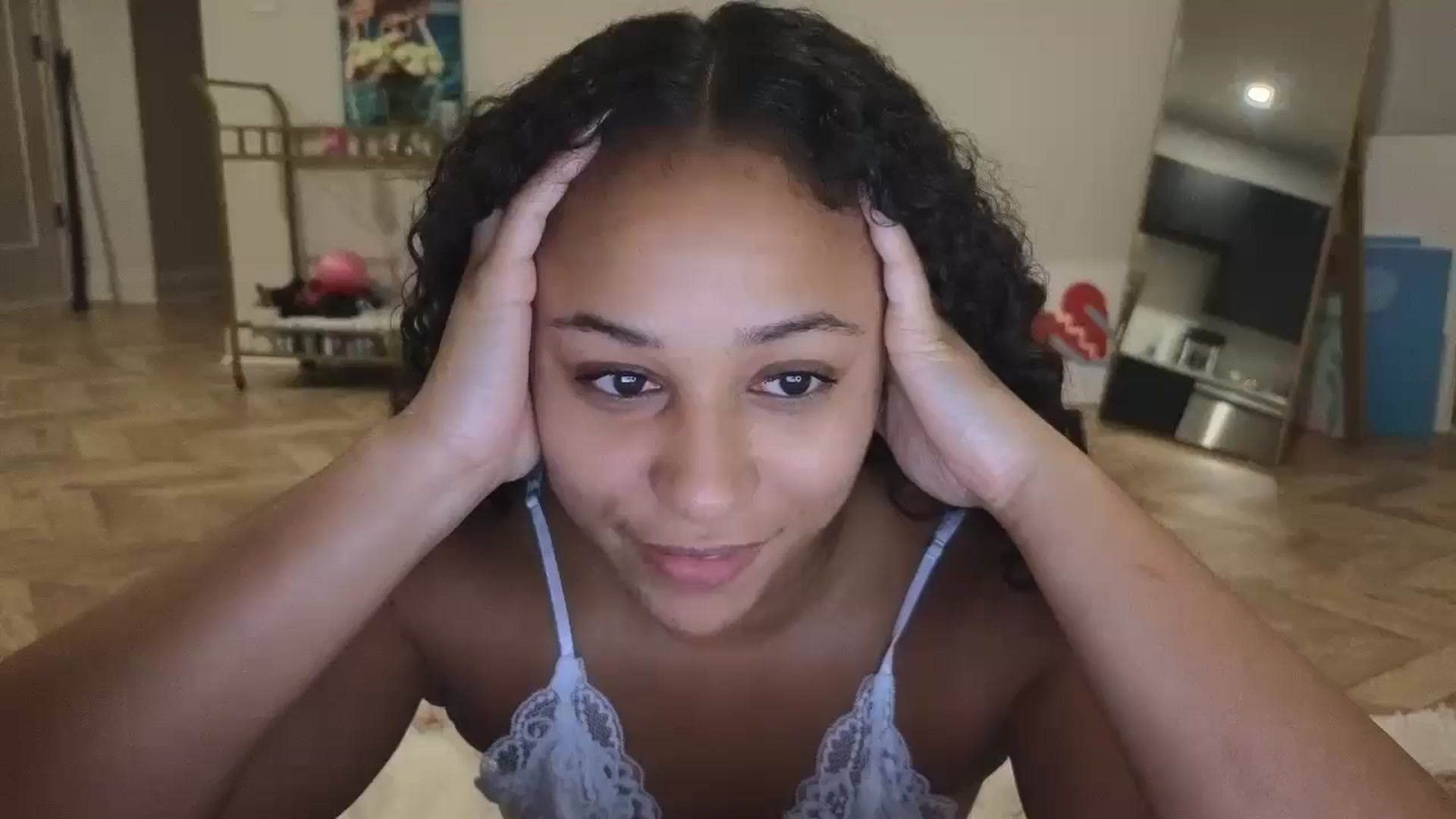 Gallery image thumbnail from BestAssonMFC's myfreecams stream on, 07/31/2024, 08:32 image 16 of 20
