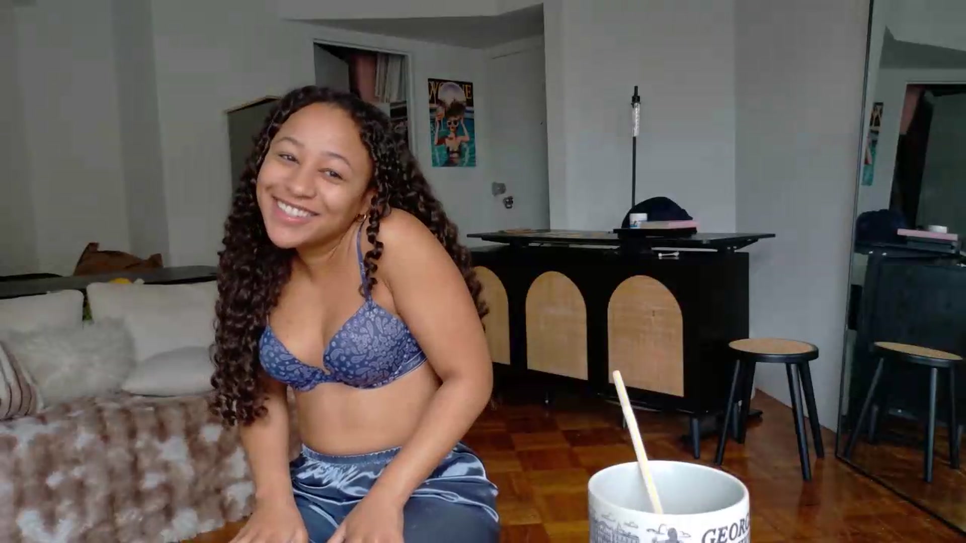 Gallery image thumbnail from BestAssonMFC's myfreecams stream on, 08/05/2026, 17:36 image 13 of 20