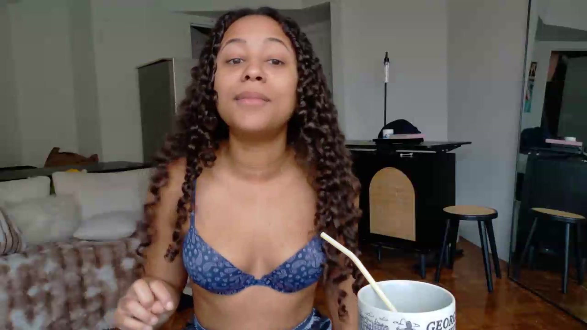 Gallery image thumbnail from BestAssonMFC's myfreecams stream on, 08/05/2026, 17:36 image 12 of 20