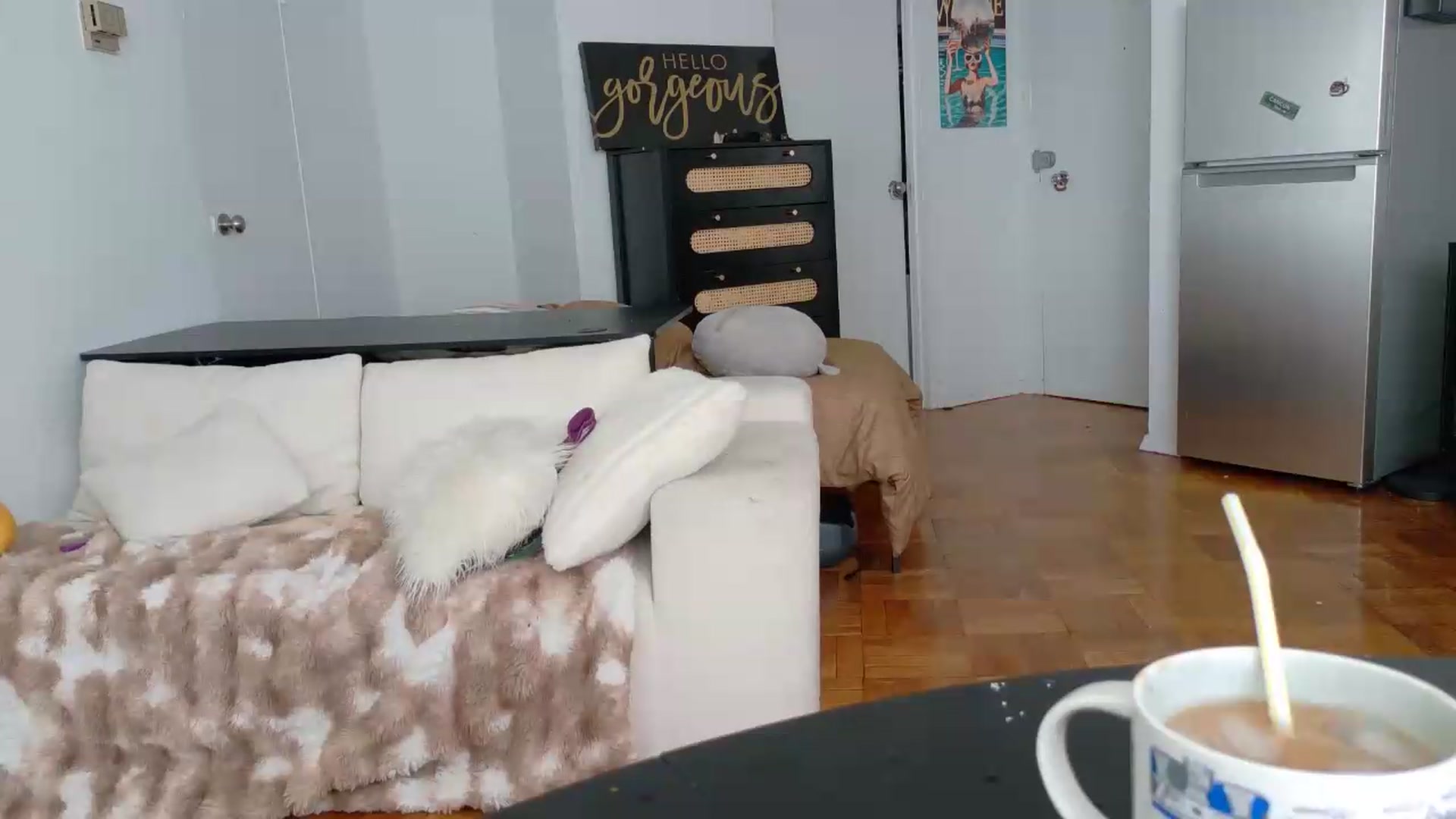 Gallery image thumbnail from BestAssonMFC's myfreecams stream on, 08/07/2026, 15:29 image 13 of 20