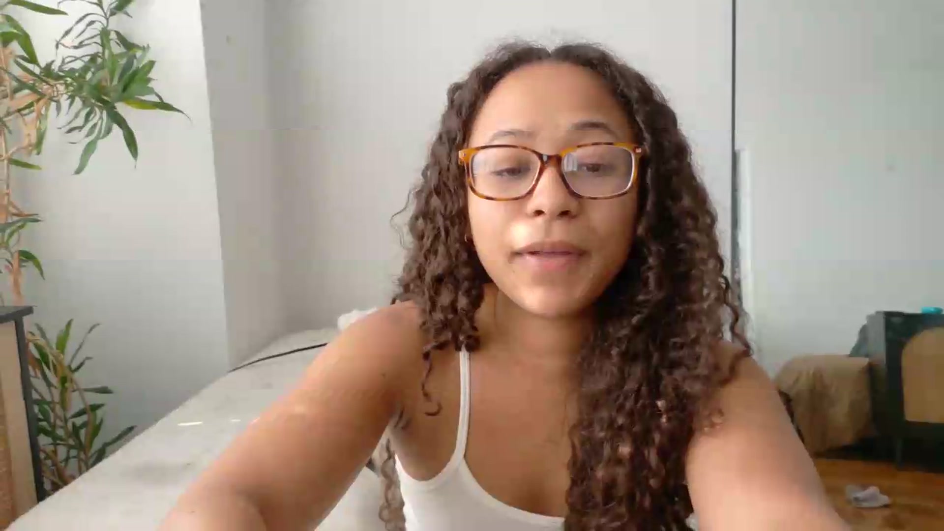 Gallery image thumbnail from BestAssonMFC's myfreecams stream on, 08/09/2026, 12:45 image 13 of 20