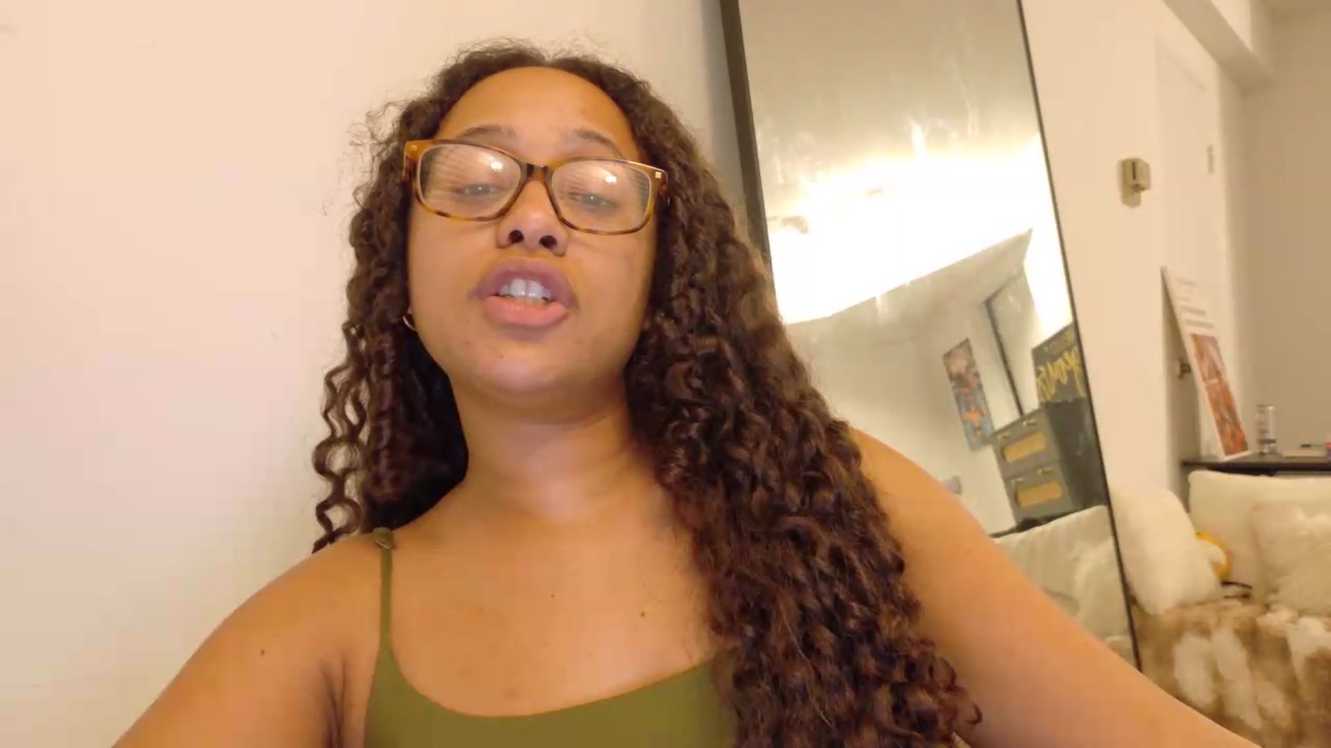 Gallery image thumbnail from BestAssonMFC's myfreecams stream on, 08/12/2026, 03:29 image 12 of 20