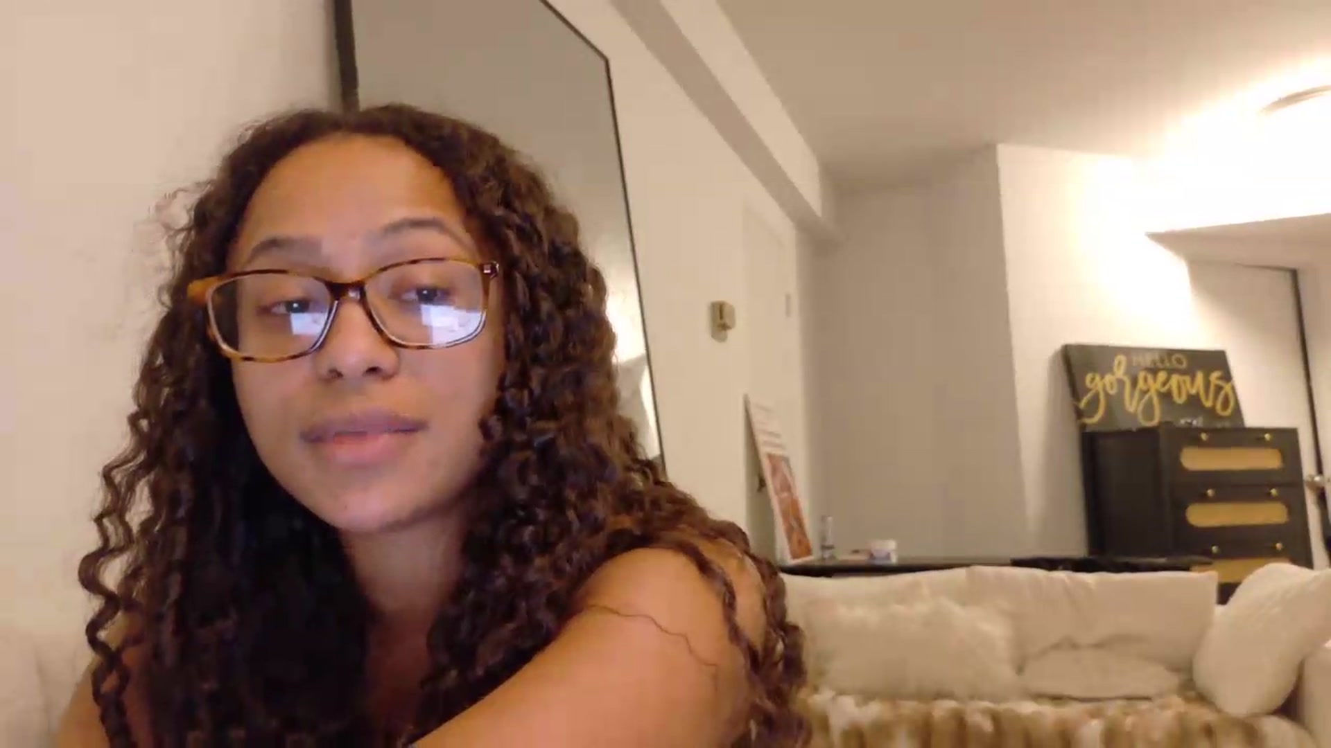 Gallery image thumbnail from BestAssonMFC's myfreecams stream on, 08/12/2026, 03:29 image 10 of 20