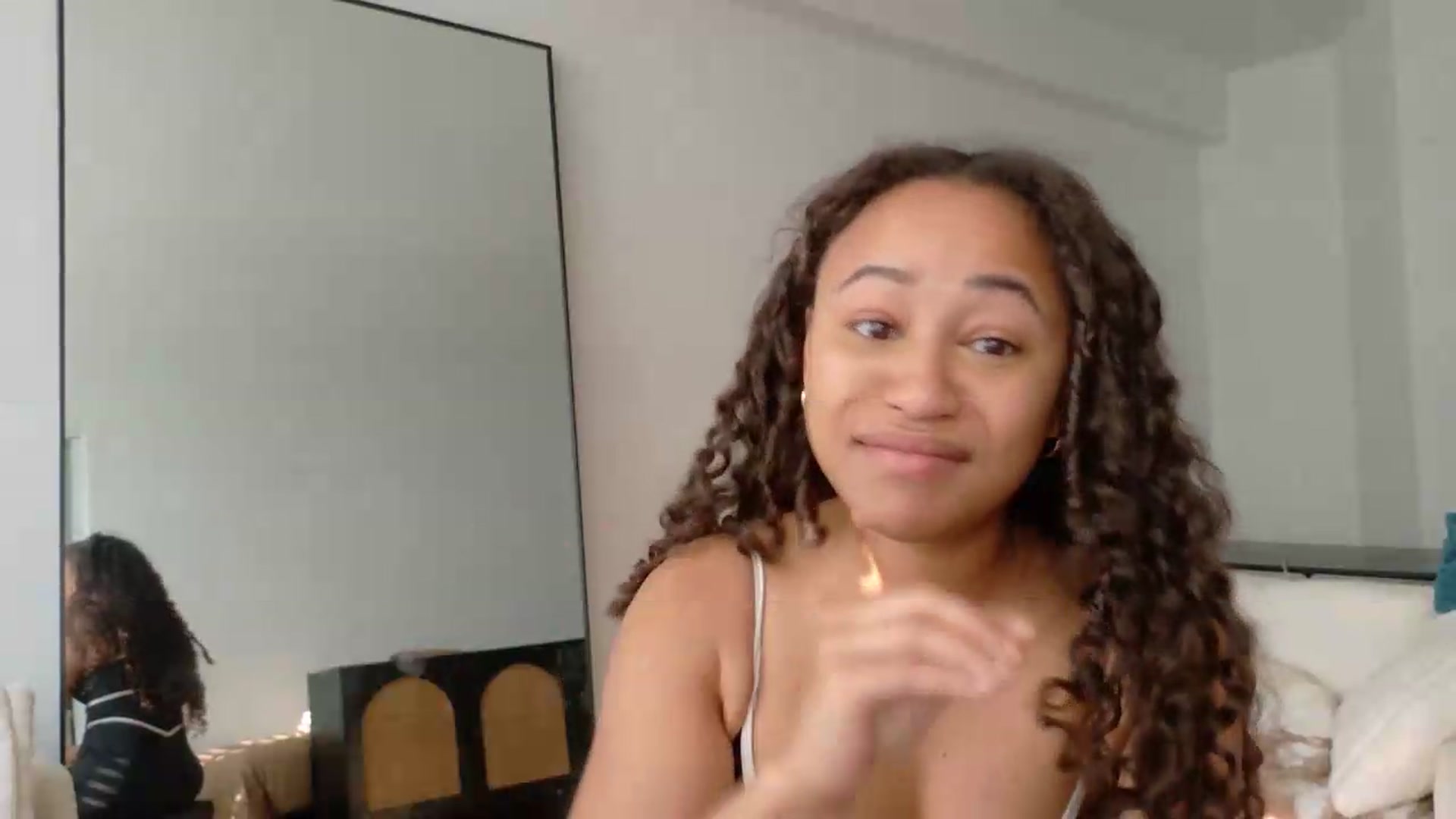Gallery image thumbnail from BestAssonMFC's myfreecams stream on, 08/13/2026, 13:17 image 10 of 20