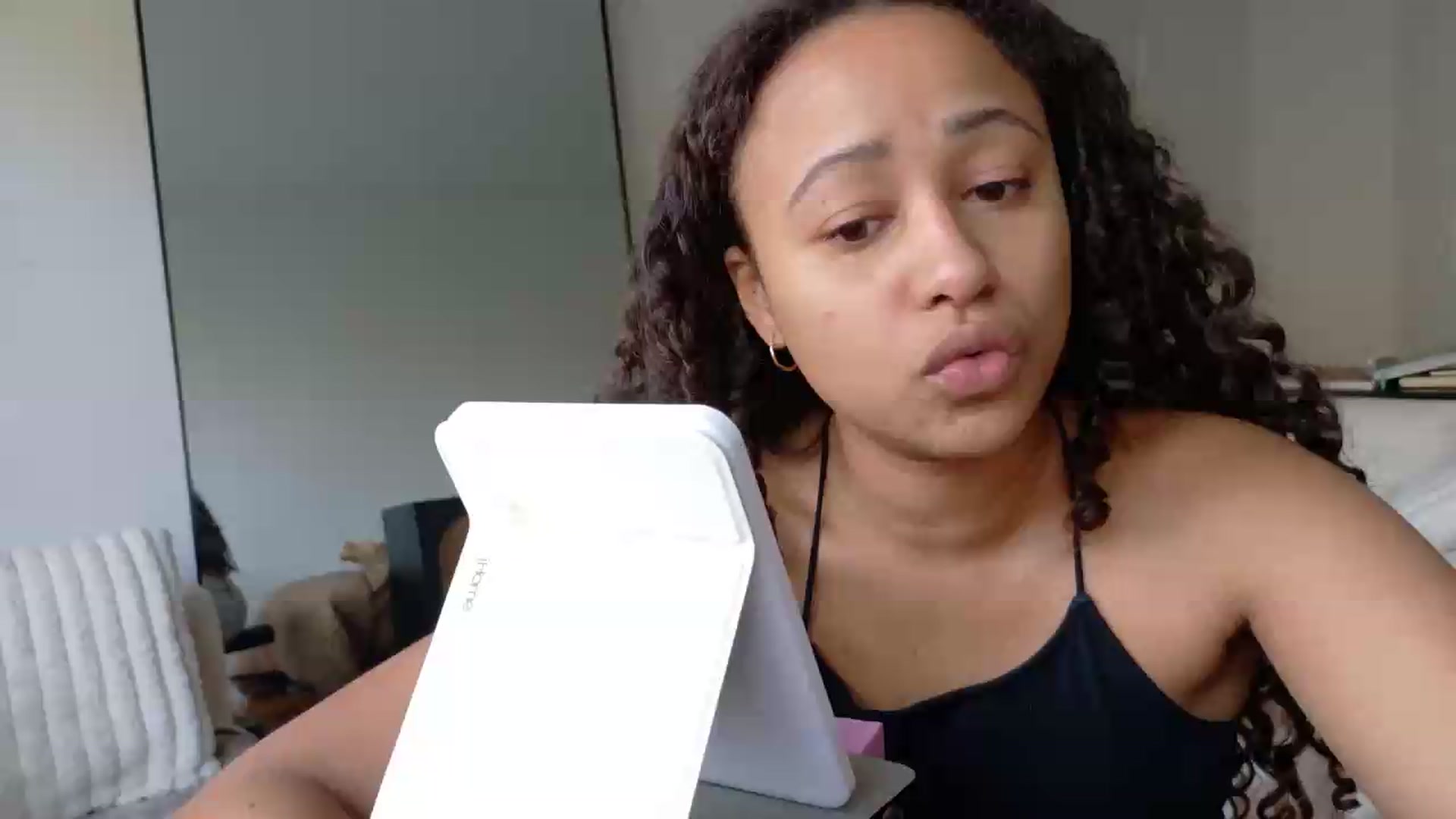 Gallery image thumbnail from BestAssonMFC's myfreecams stream on, 08/13/2026, 18:46 image 3 of 20