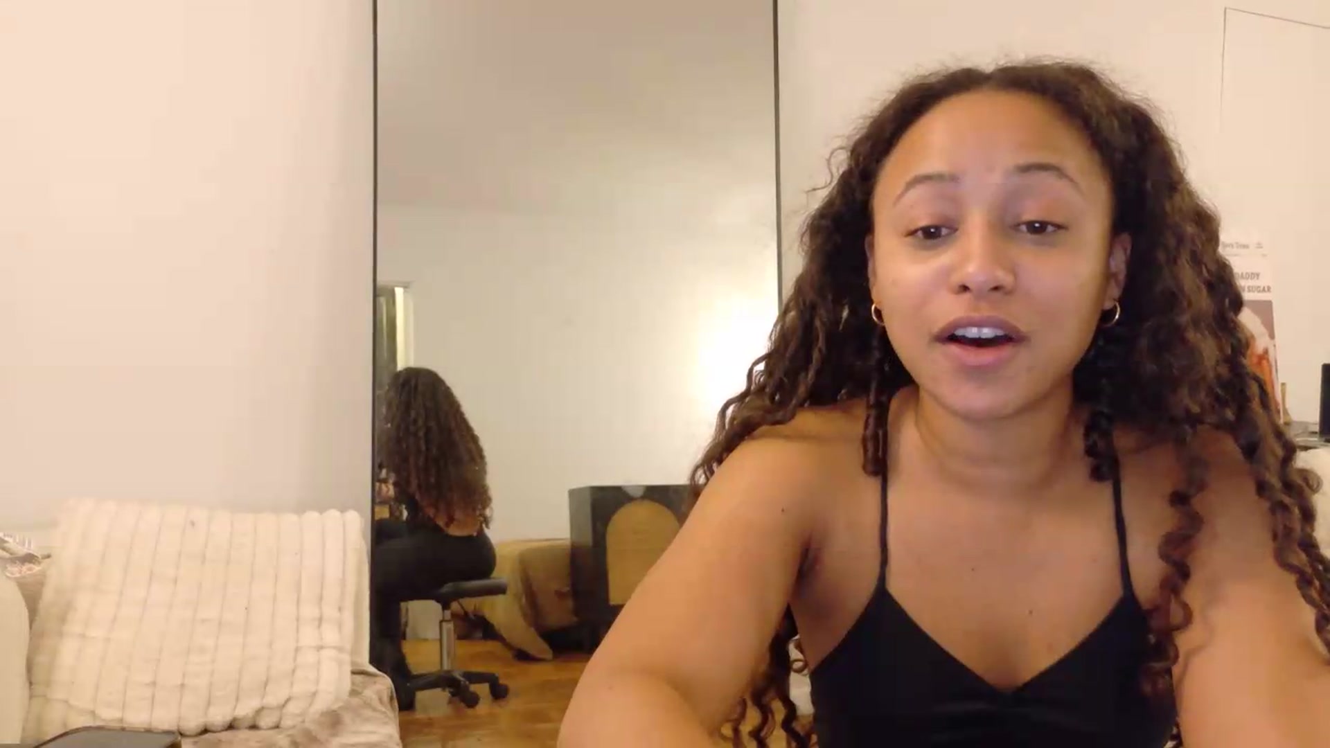Gallery image thumbnail from BestAssonMFC's myfreecams stream on, 08/14/2026, 24:03 image 13 of 20
