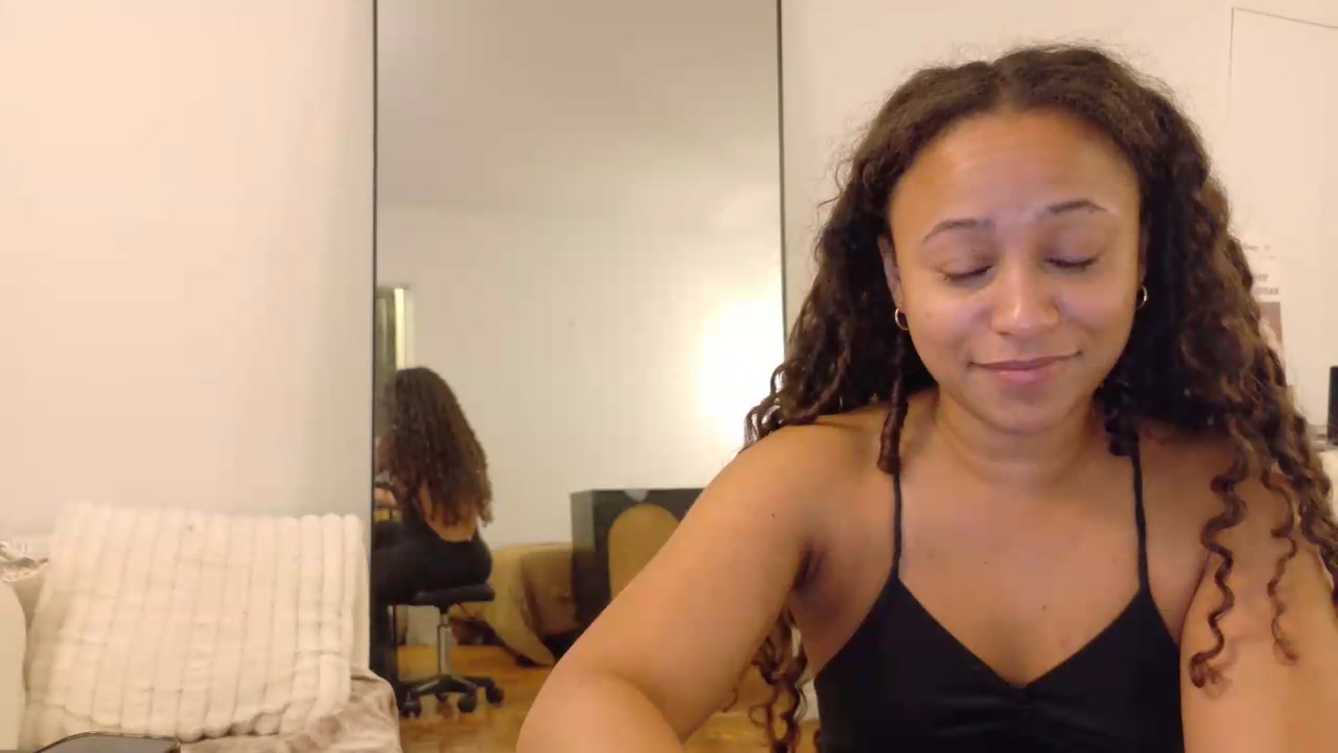 Gallery image thumbnail from BestAssonMFC's myfreecams stream on, 08/14/2026, 24:03 image 9 of 20