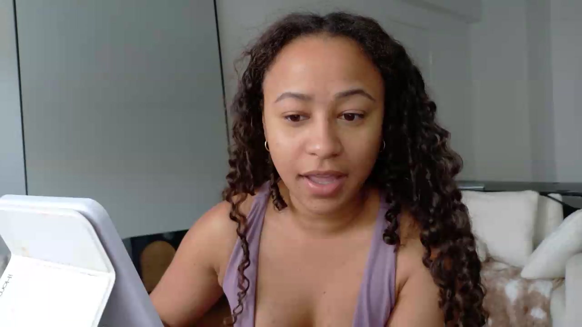 Gallery image thumbnail from BestAssonMFC's myfreecams stream on, 08/14/2026, 15:10 image 4 of 20