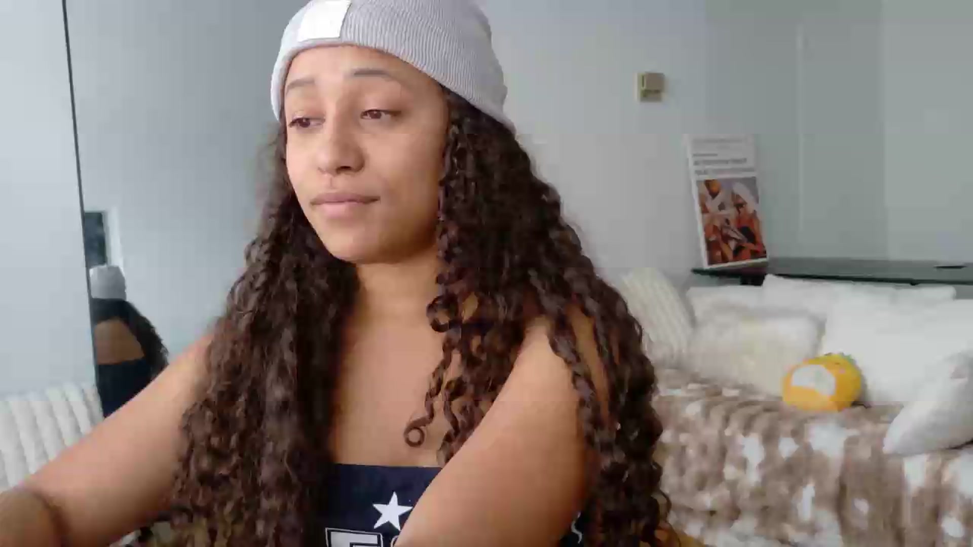 Gallery image thumbnail from BestAssonMFC's myfreecams stream on, 08/15/2026, 19:19 image 2 of 20