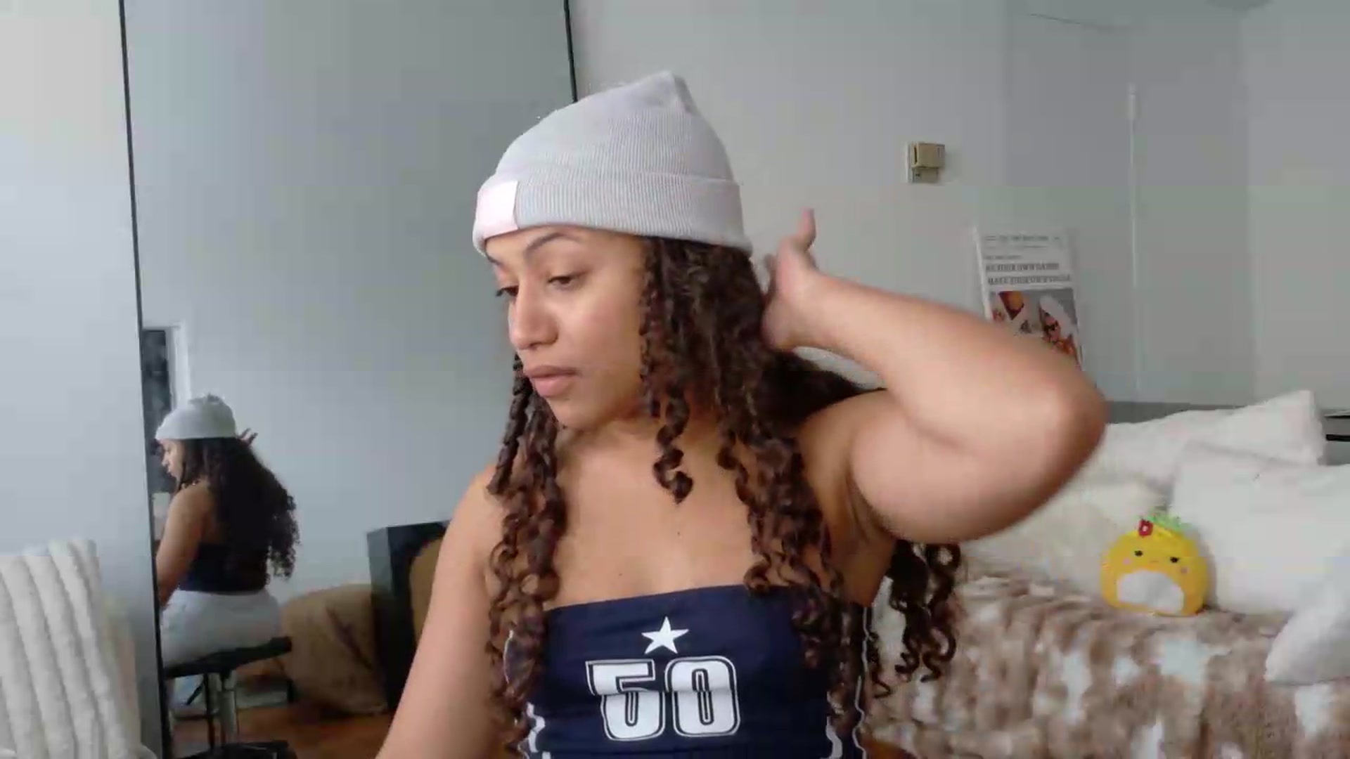 Gallery image thumbnail from BestAssonMFC's myfreecams stream on, 08/15/2026, 19:55 image 6 of 20
