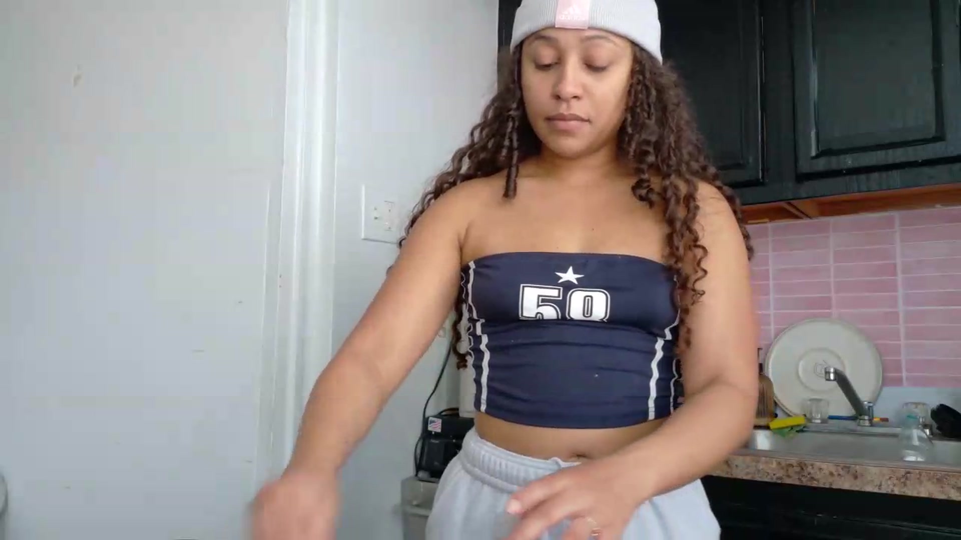 Gallery image thumbnail from BestAssonMFC's myfreecams stream on, 08/15/2026, 20:18 image 6 of 20