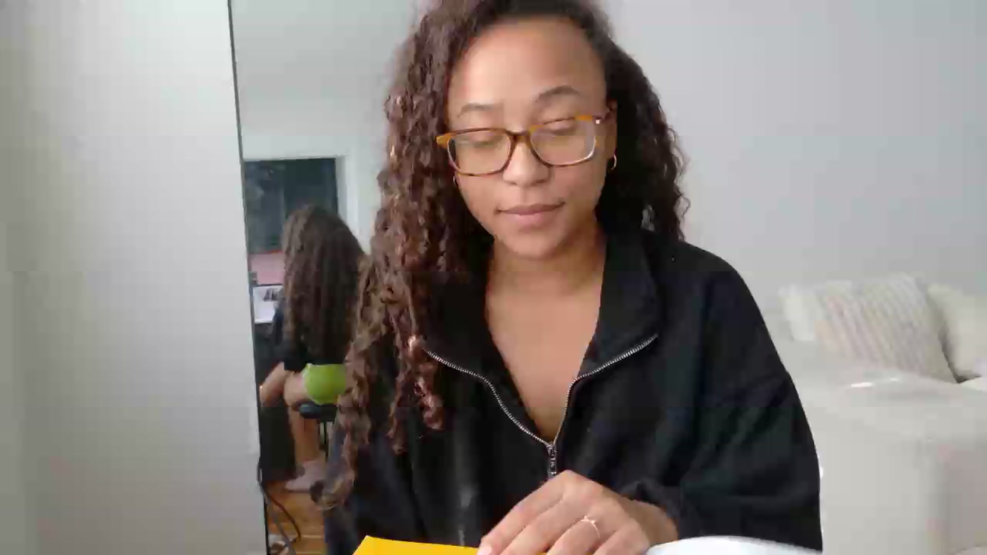 Gallery image thumbnail from BestAssonMFC's myfreecams stream on, 08/18/2026, 13:04 image 2 of 20