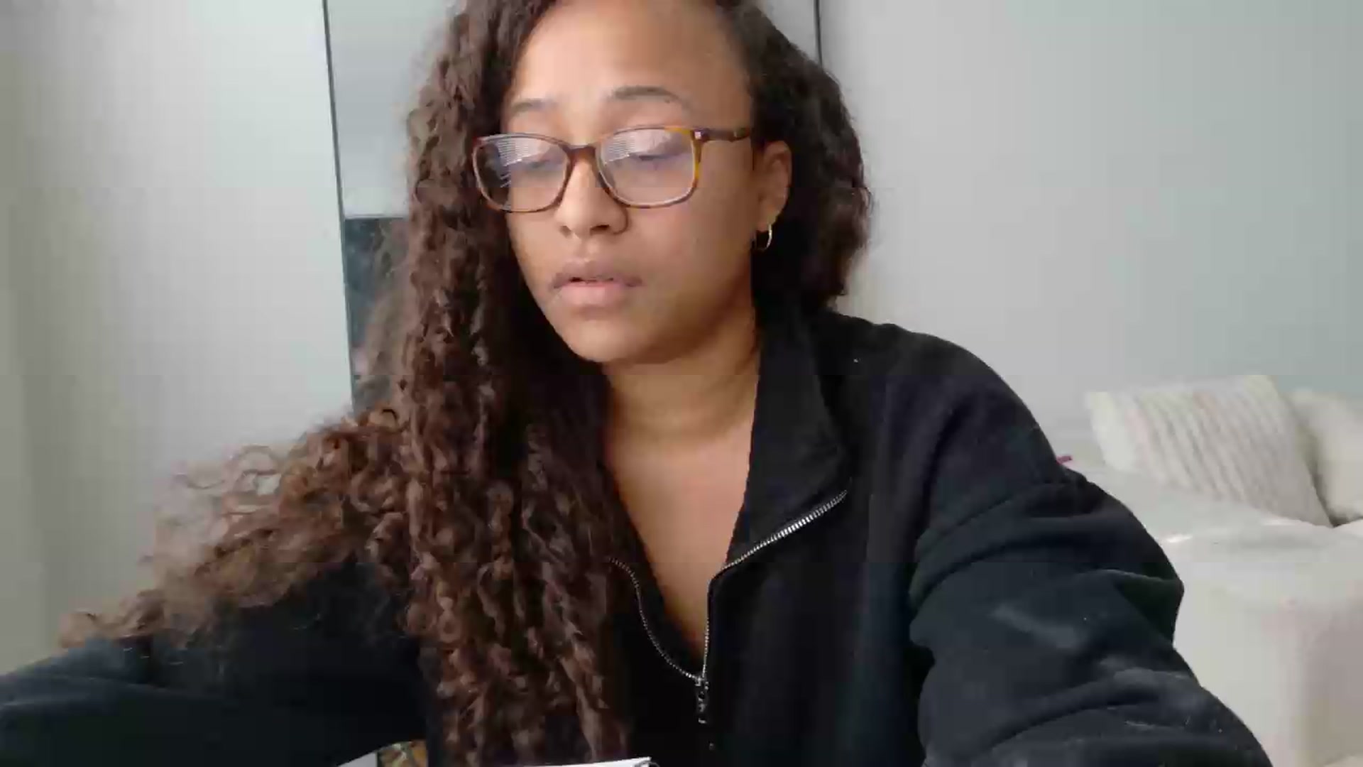 Gallery image thumbnail from BestAssonMFC's myfreecams stream on, 08/18/2026, 13:04 image 5 of 20