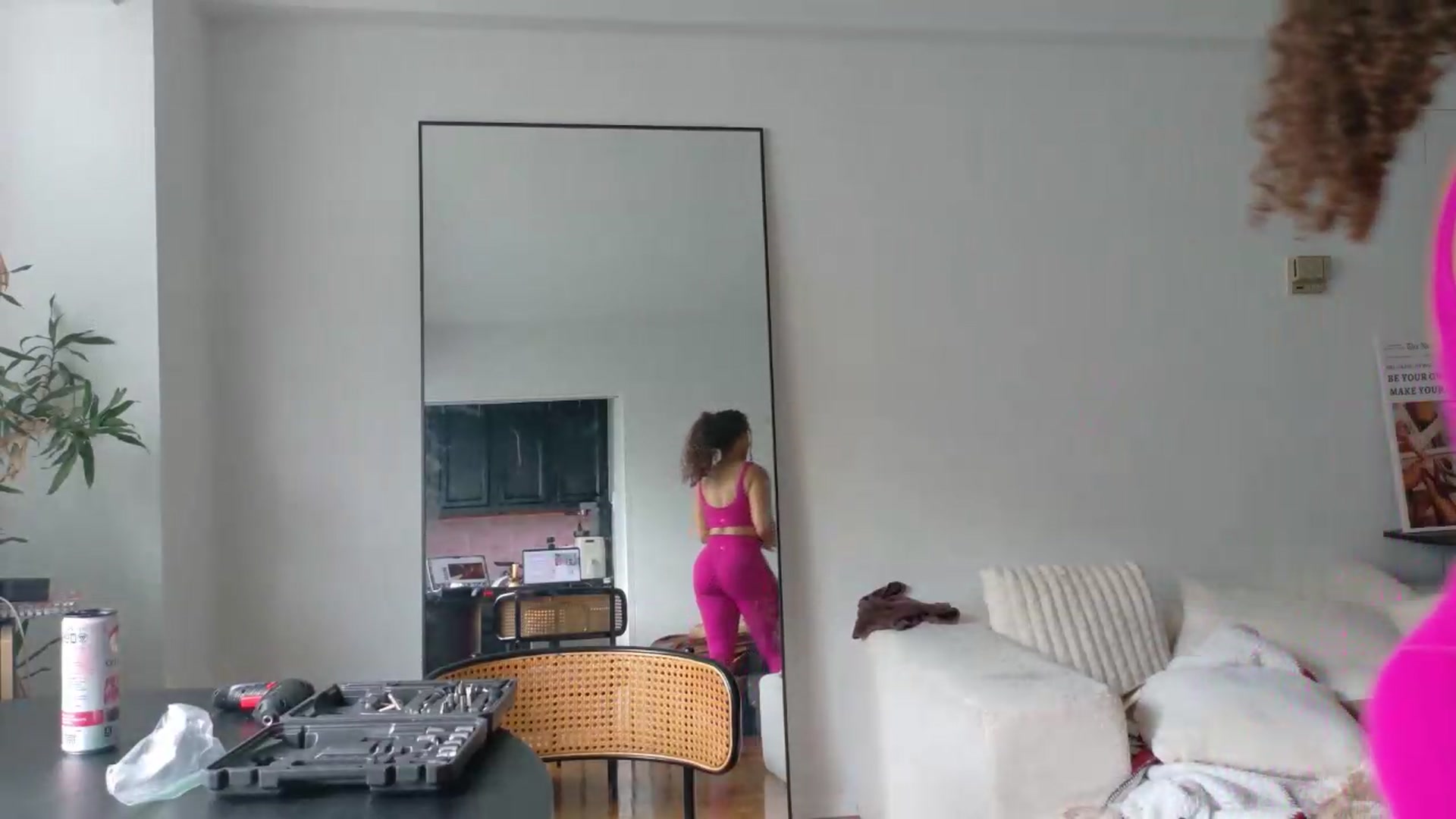 Gallery image thumbnail from BestAssonMFC's myfreecams stream on, 08/18/2026, 16:21 image 9 of 20