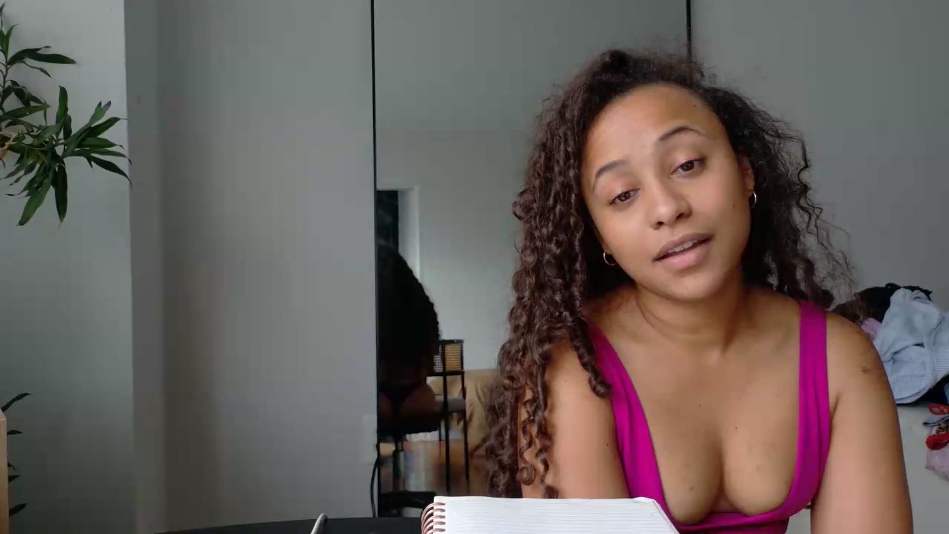 Gallery image thumbnail from BestAssonMFC's myfreecams stream on, 08/18/2026, 19:32 image 14 of 20