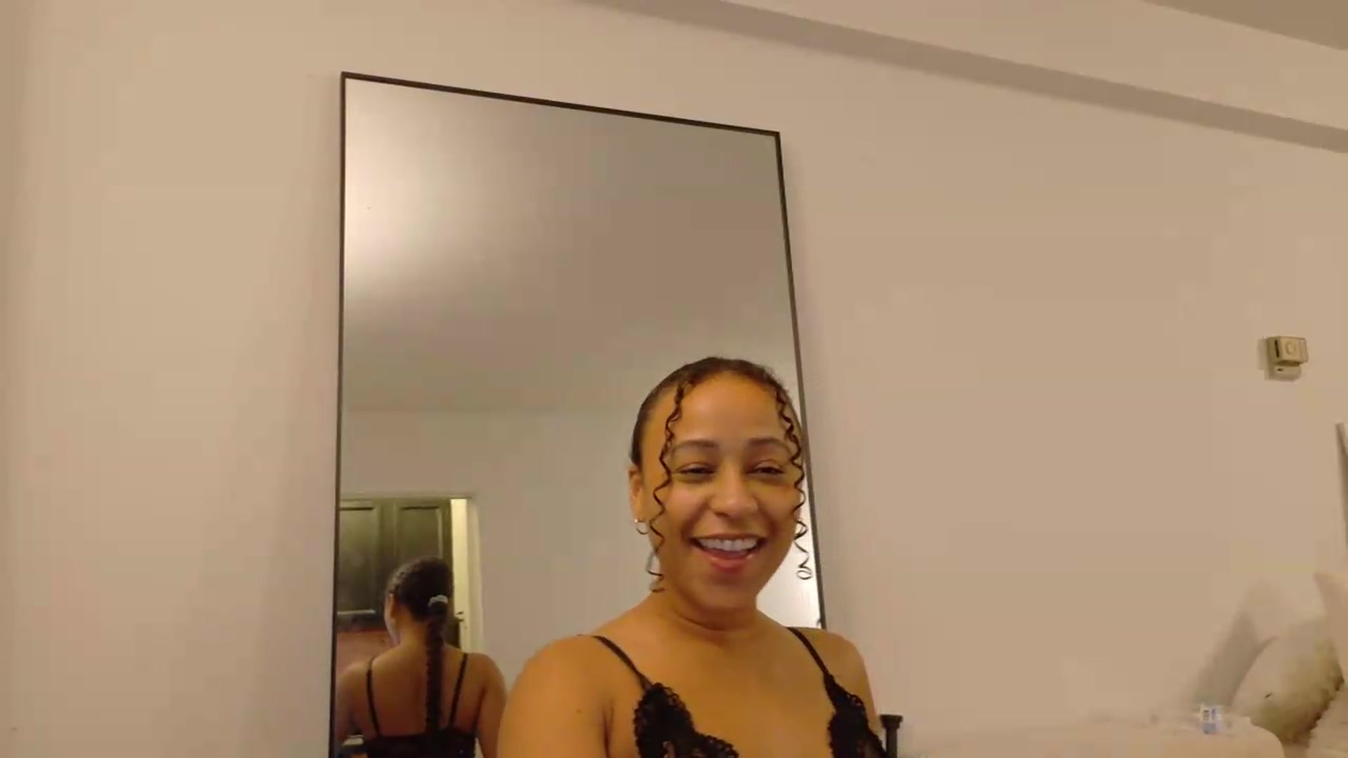 Gallery image thumbnail from BestAssonMFC's myfreecams stream on, 08/19/2026, 06:29 image 2 of 20