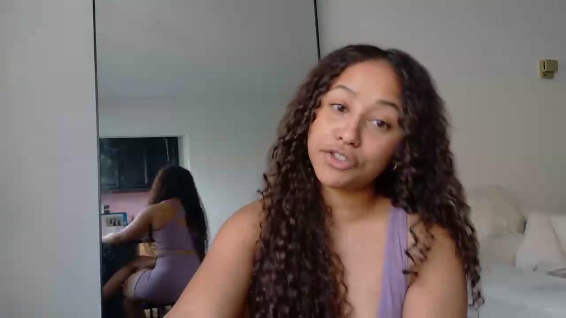 Gallery image thumbnail from BestAssonMFC's myfreecams stream on, 08/20/2026, 18:36 image 10 of 20