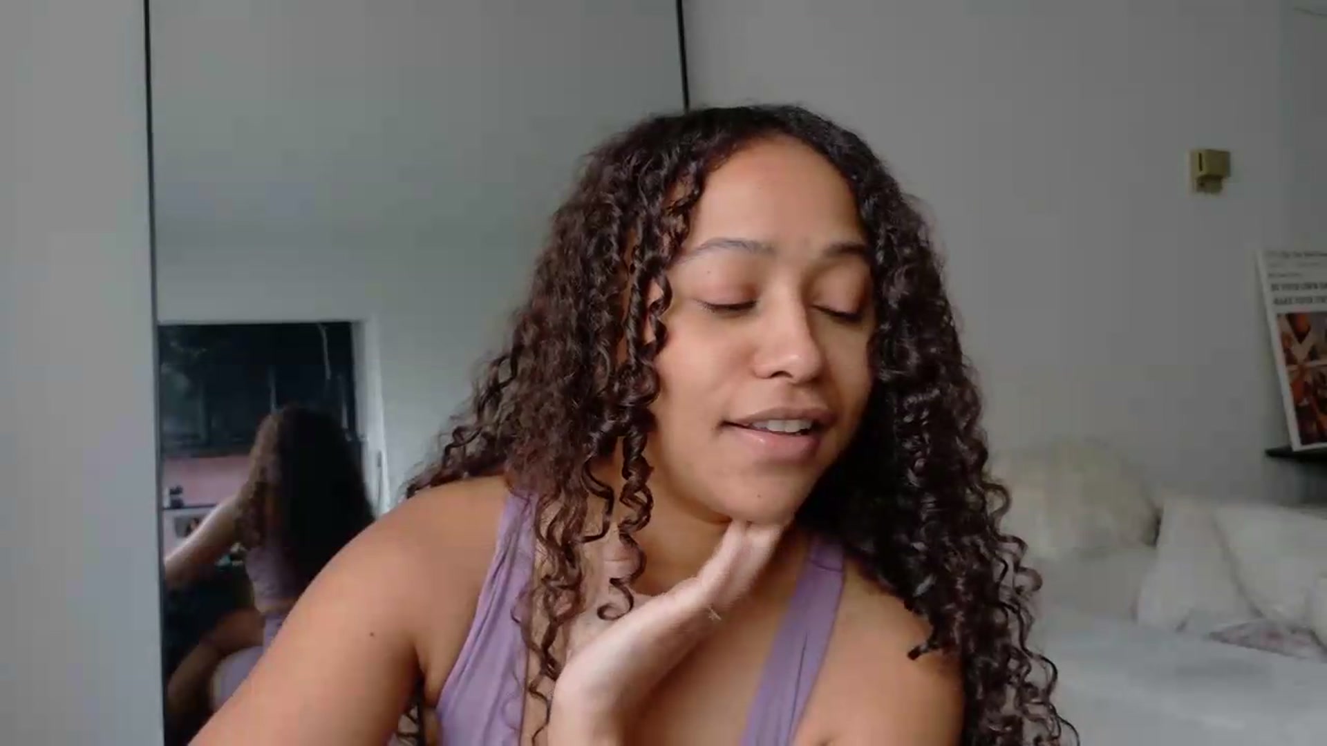 Gallery image thumbnail from BestAssonMFC's myfreecams stream on, 08/20/2026, 18:36 image 16 of 20
