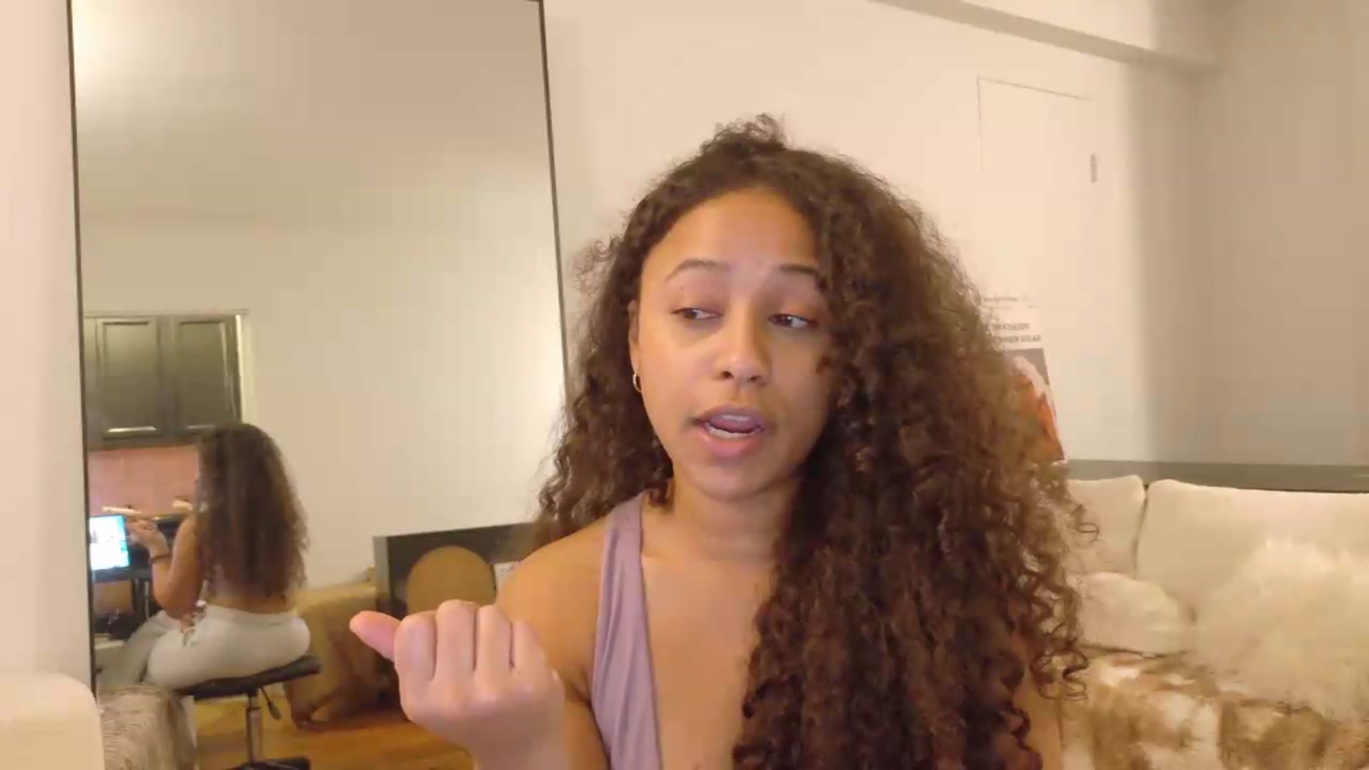 Gallery image thumbnail from BestAssonMFC's myfreecams stream on, 08/21/2026, 03:27 image 15 of 20