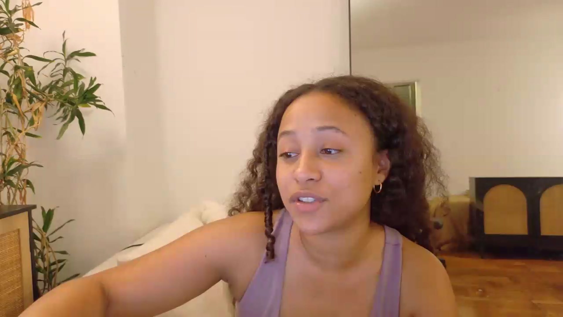 Gallery image thumbnail from BestAssonMFC's myfreecams stream on, 08/21/2026, 03:27 image 20 of 20