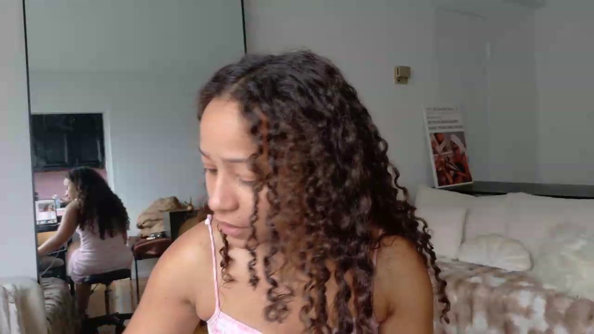 Gallery image thumbnail from BestAssonMFC's myfreecams stream on, 08/22/2026, 18:29 image 8 of 20