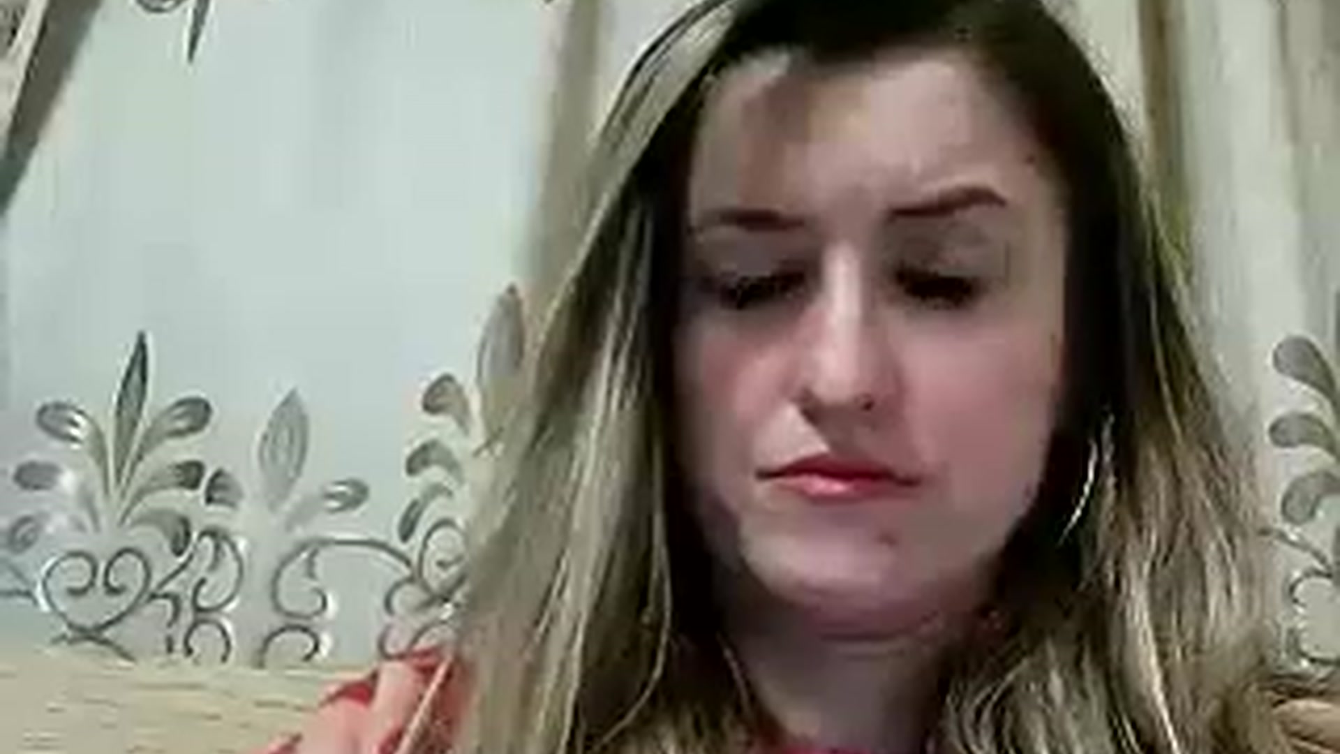 Gallery image thumbnail from BestDream's myfreecams stream on, 12/21/2022, 23:31 image 18 of 20