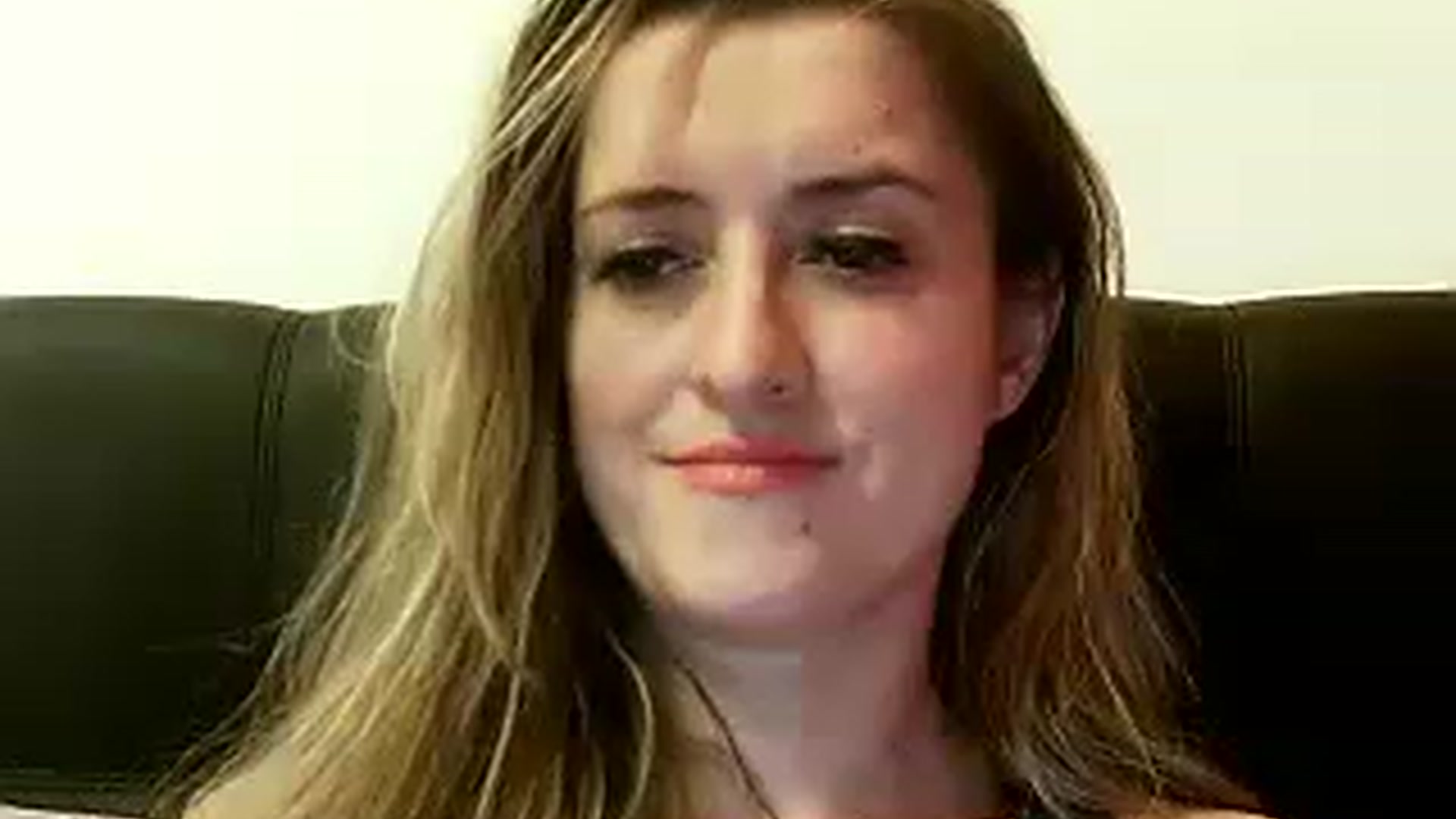 Gallery image thumbnail from BestDream's myfreecams stream on, 12/25/2022, 01:23 image 4 of 20