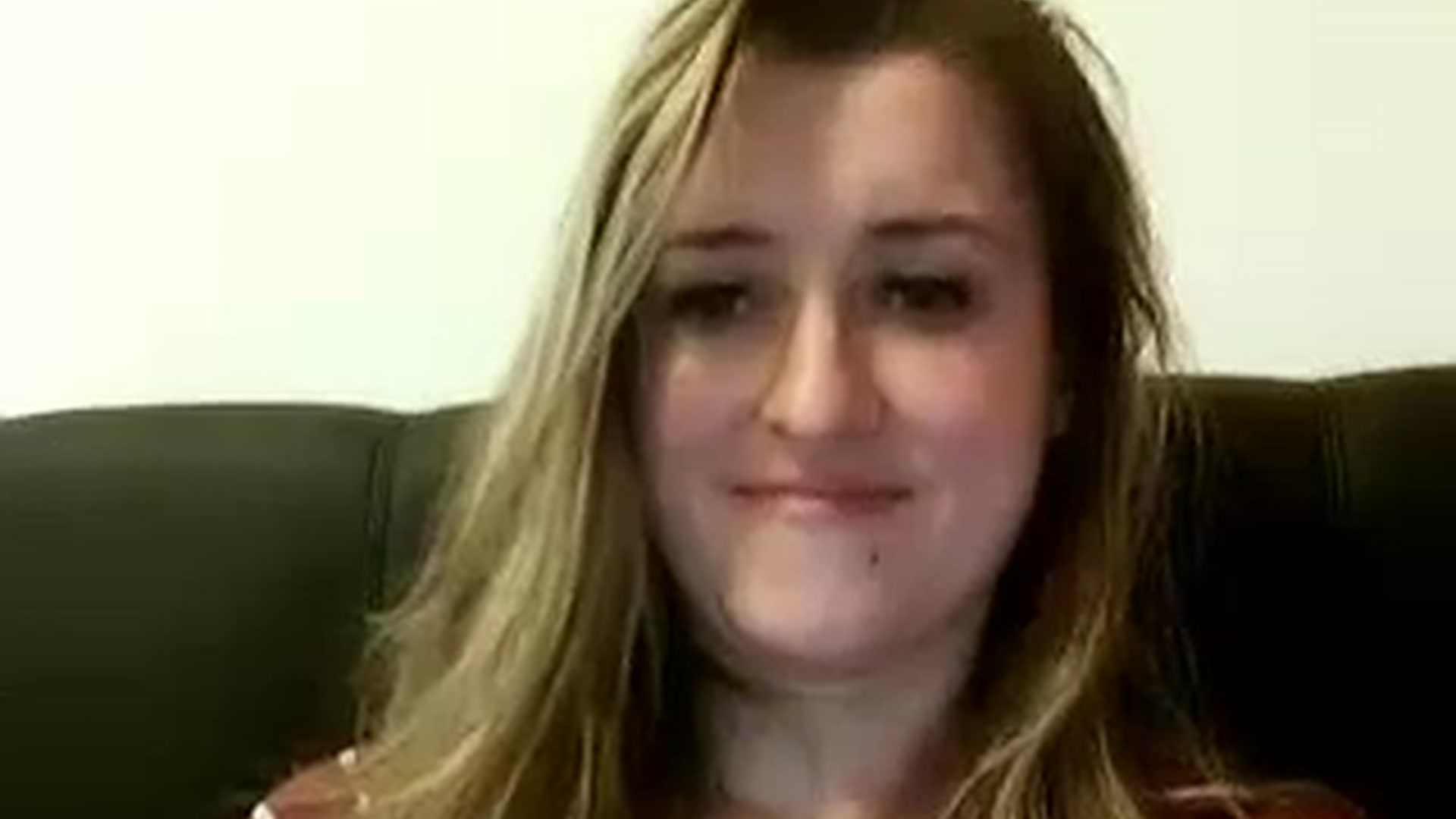 Gallery image thumbnail from BestDream's myfreecams stream on, 12/25/2022, 23:13 image 6 of 20