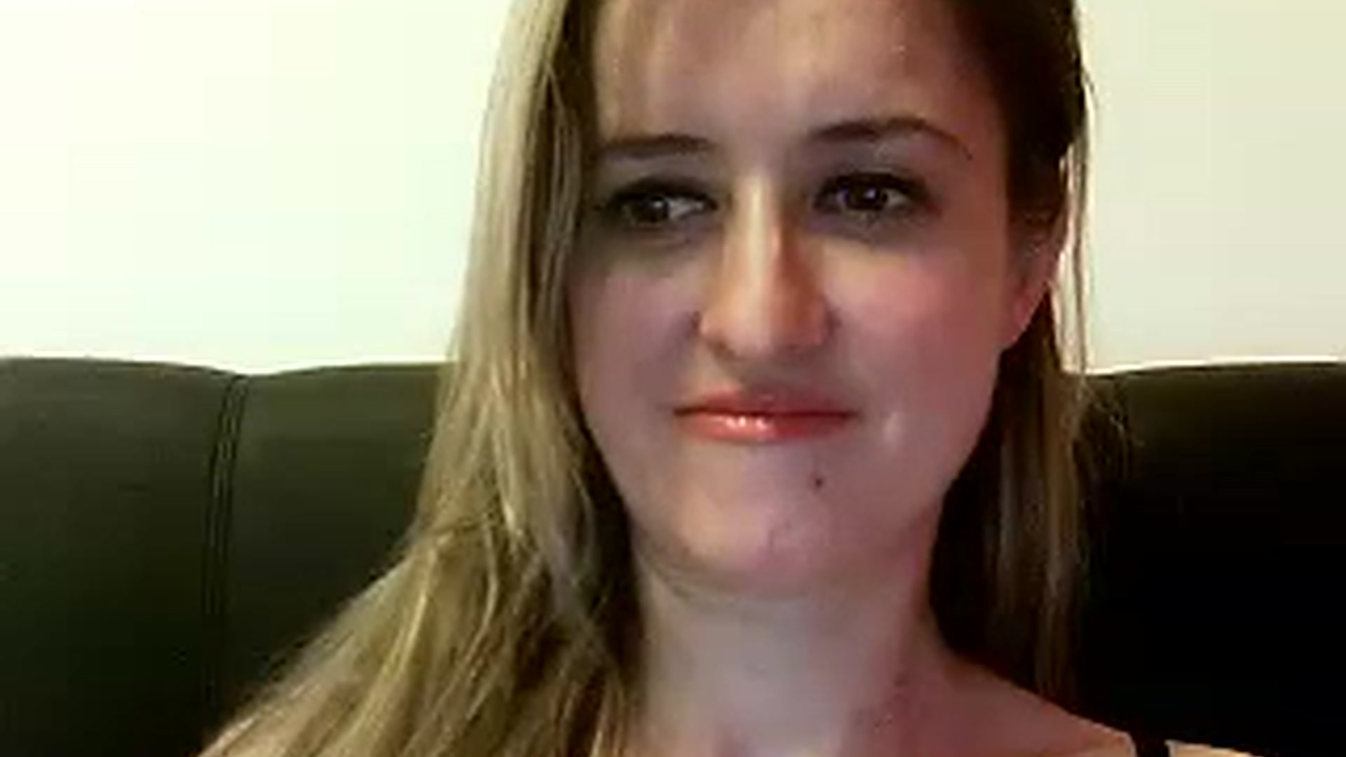 Gallery image thumbnail from BestDream's myfreecams stream on, 01/01/2023, 21:32 image 19 of 20