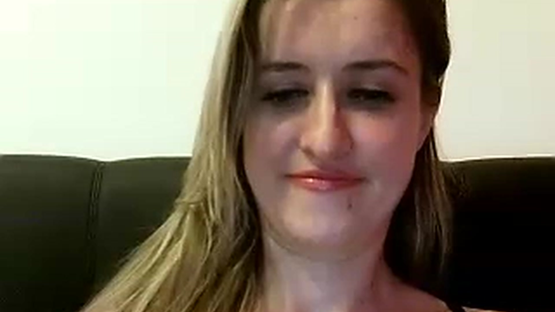 Gallery image thumbnail from BestDream's myfreecams stream on, 01/01/2023, 21:32 image 17 of 20