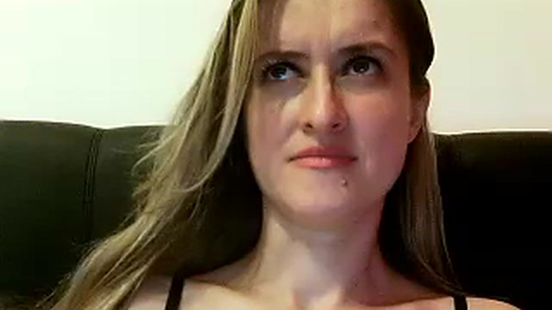 Gallery image thumbnail from BestDream's myfreecams stream on, 01/01/2023, 22:51 image 13 of 20