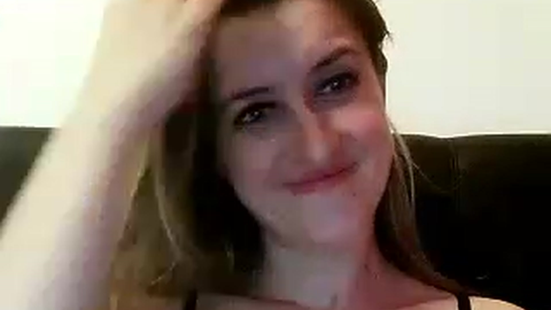 Gallery image thumbnail from BestDream's myfreecams stream on, 01/01/2023, 22:51 image 20 of 20