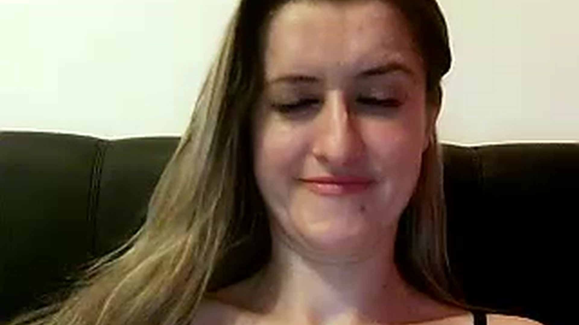 Gallery image thumbnail from BestDream's myfreecams stream on, 01/01/2023, 22:51 image 14 of 20
