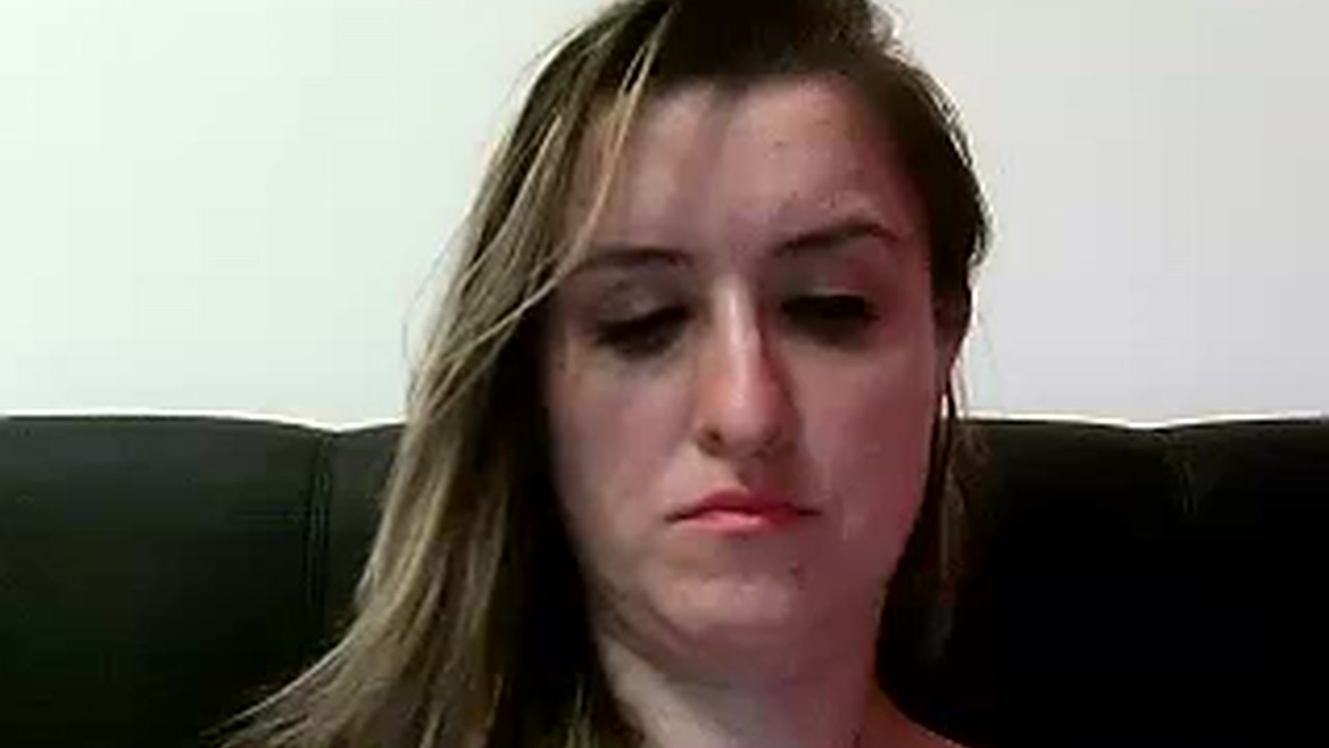 Gallery image thumbnail from BestDream's myfreecams stream on, 01/02/2023, 23:35 image 6 of 20