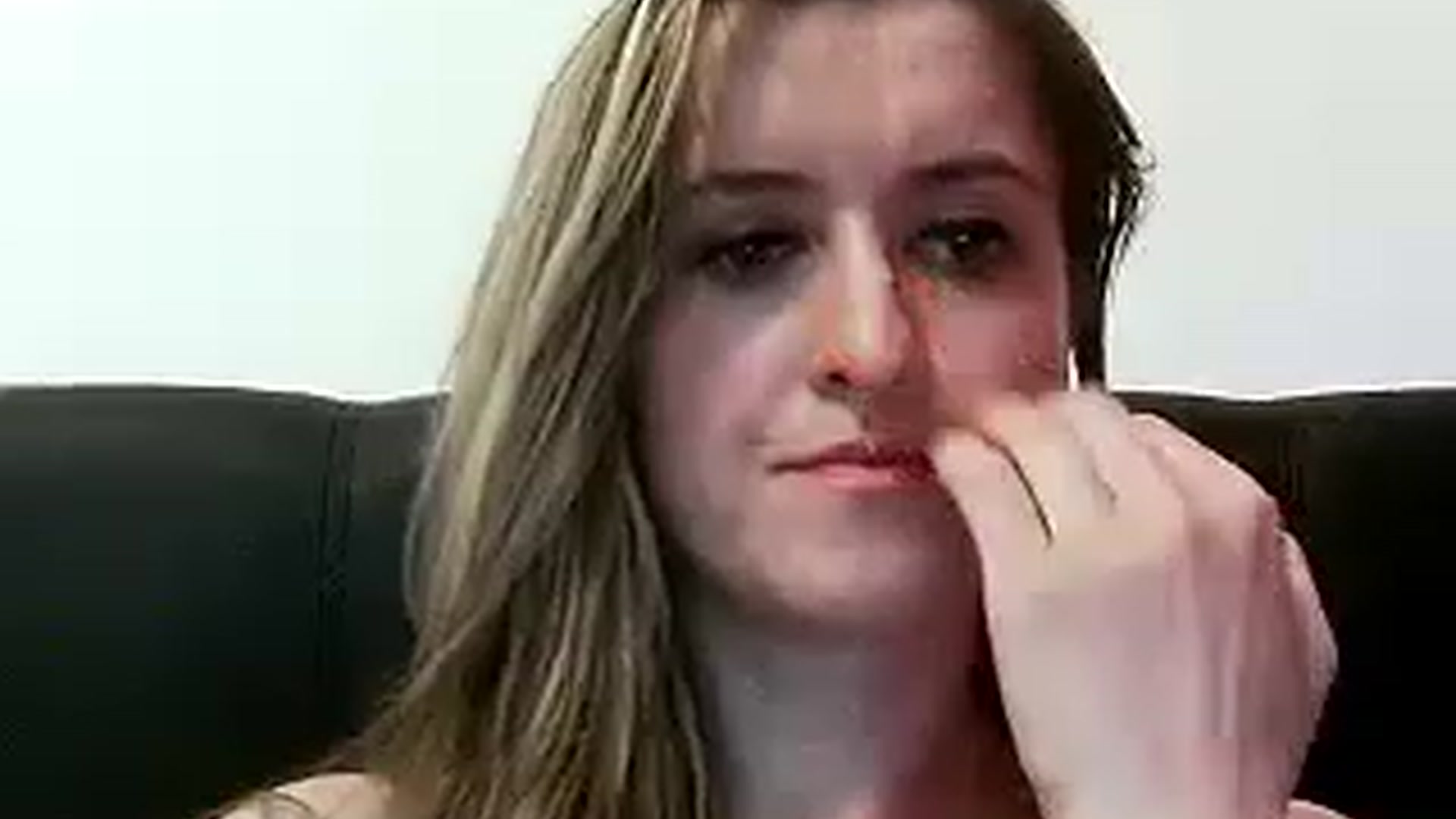 Gallery image thumbnail from BestDream's myfreecams stream on, 01/03/2023, 24:08 image 16 of 20