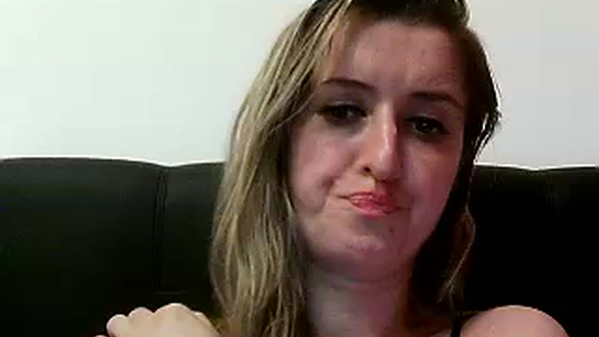 Gallery image thumbnail from BestDream's myfreecams stream on, 01/03/2023, 24:08 image 19 of 20
