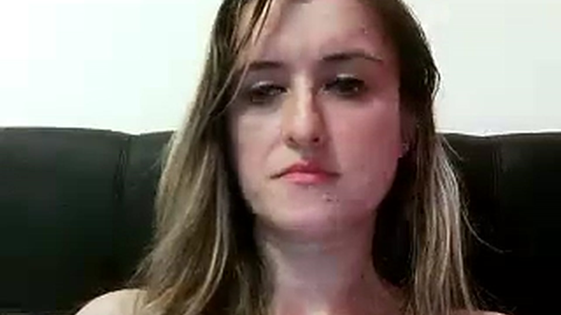 Gallery image thumbnail from BestDream's myfreecams stream on, 01/03/2023, 01:10 image 8 of 20