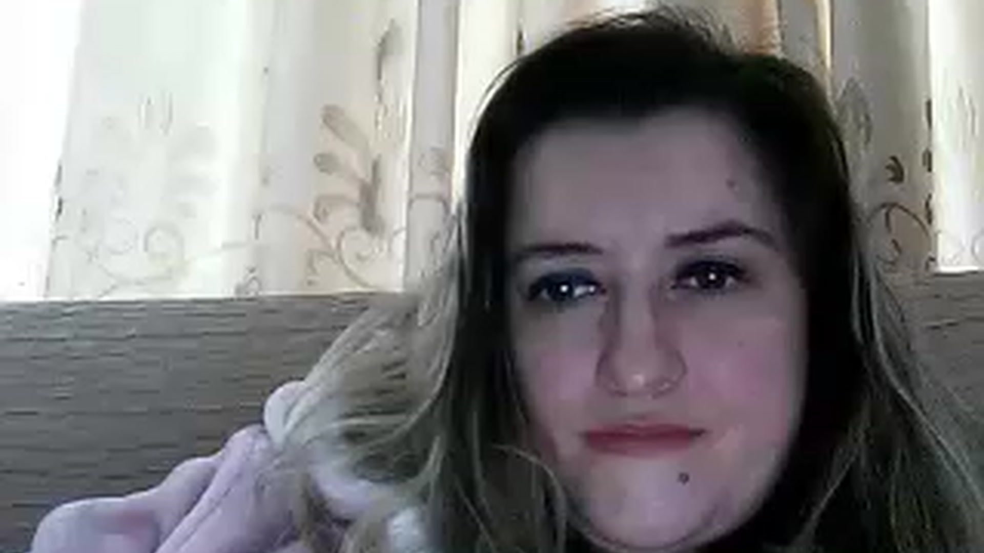Gallery image thumbnail from BestDream's myfreecams stream on, 03/12/2023, 10:57 image 17 of 20