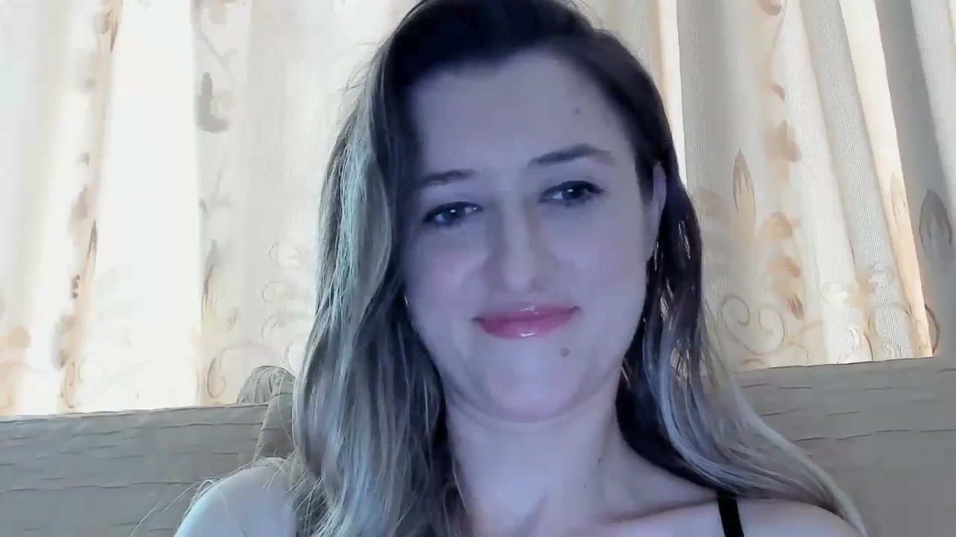 Gallery image thumbnail from BestDream's myfreecams stream on, 07/31/2023, 10:22 image 17 of 20