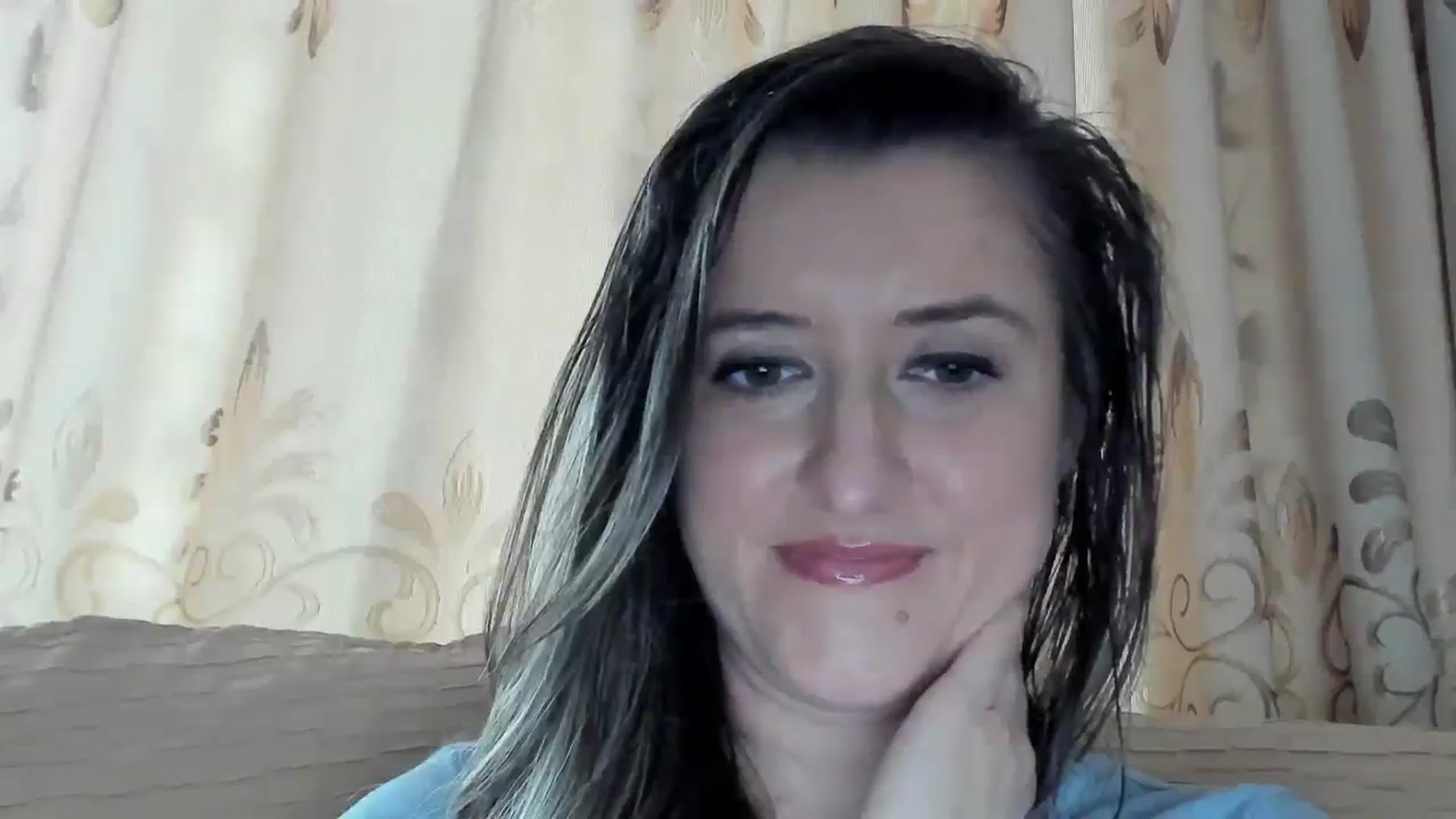 Gallery image thumbnail from BestDream's myfreecams stream on, 11/19/2023, 14:03 image 13 of 20