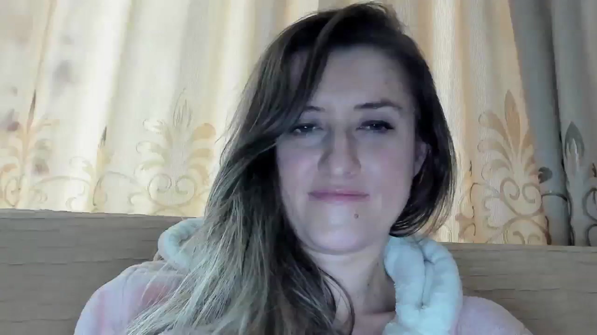 Gallery image thumbnail from BestDream's myfreecams stream on, 11/26/2023, 10:07 image 19 of 20