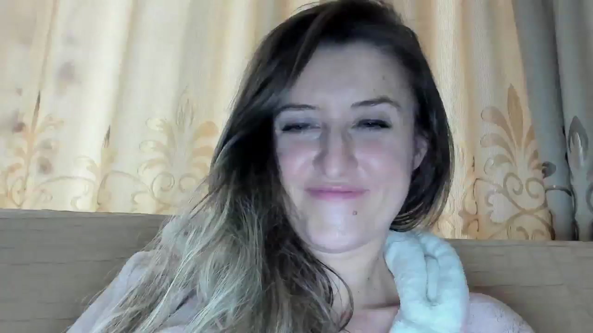 Gallery image thumbnail from BestDream's myfreecams stream on, 11/26/2023, 10:07 image 9 of 20