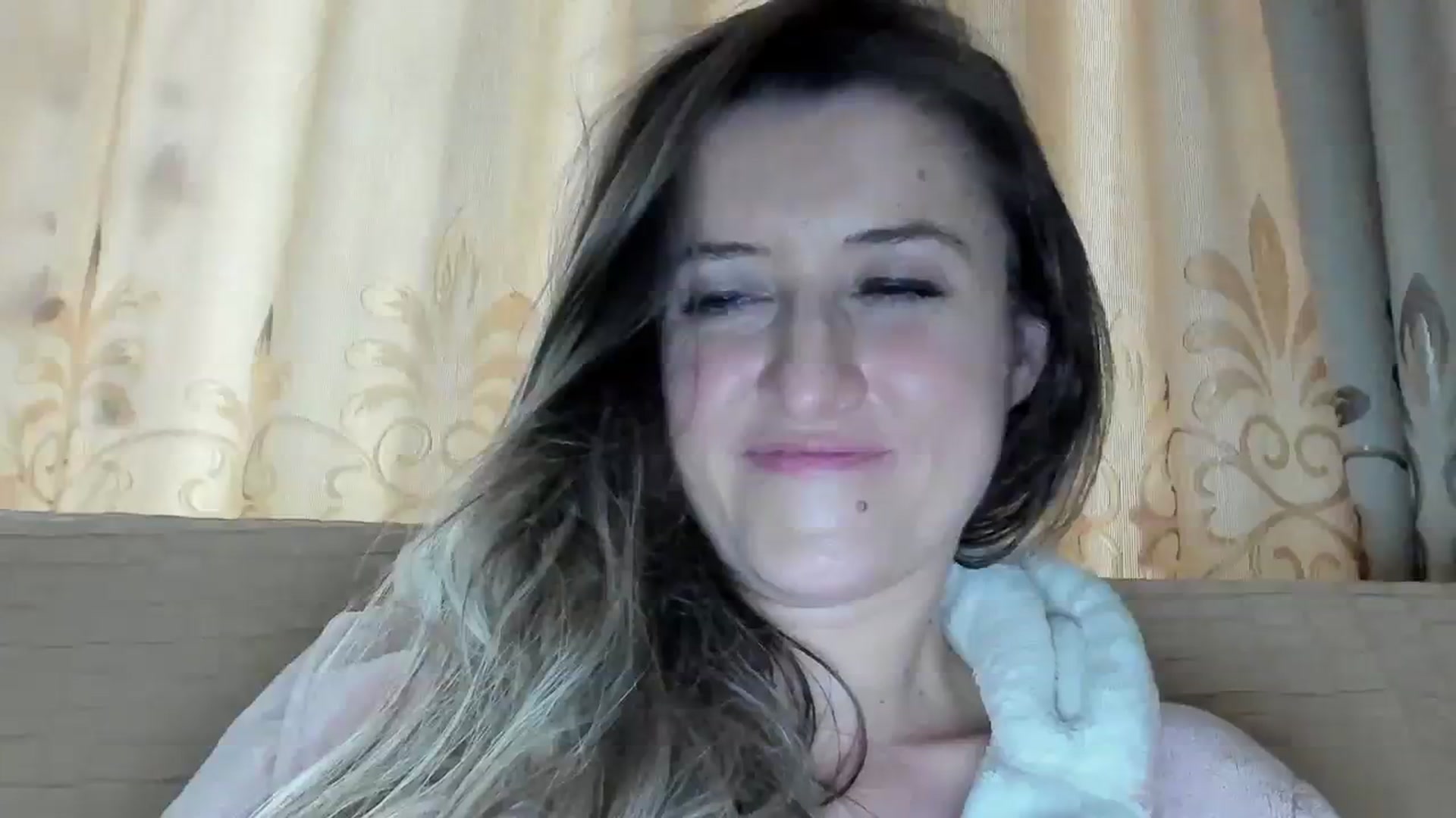 Gallery image thumbnail from BestDream's myfreecams stream on, 11/26/2023, 10:07 image 6 of 20