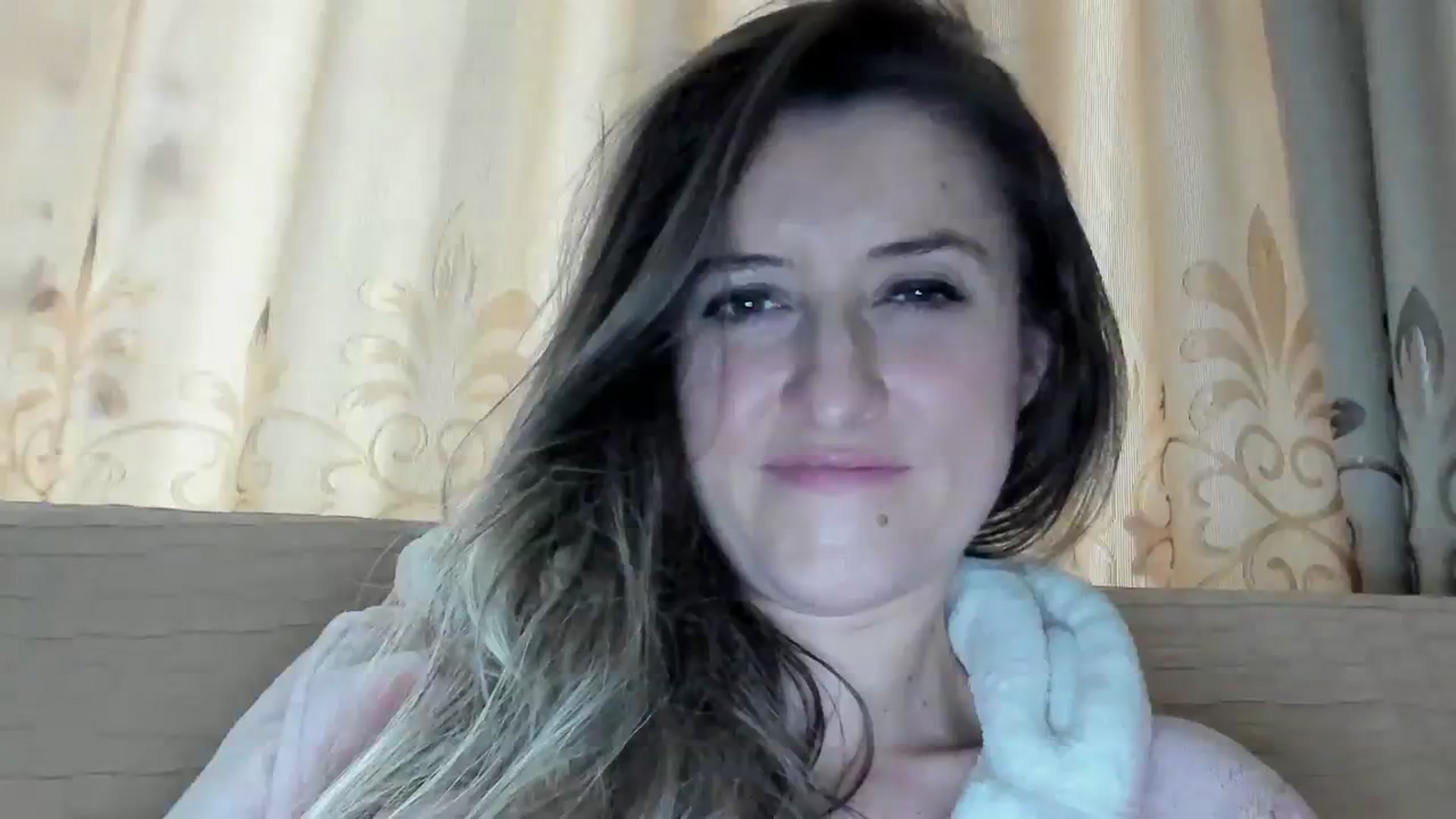 Gallery image thumbnail from BestDream's myfreecams stream on, 11/26/2023, 10:07 image 8 of 20