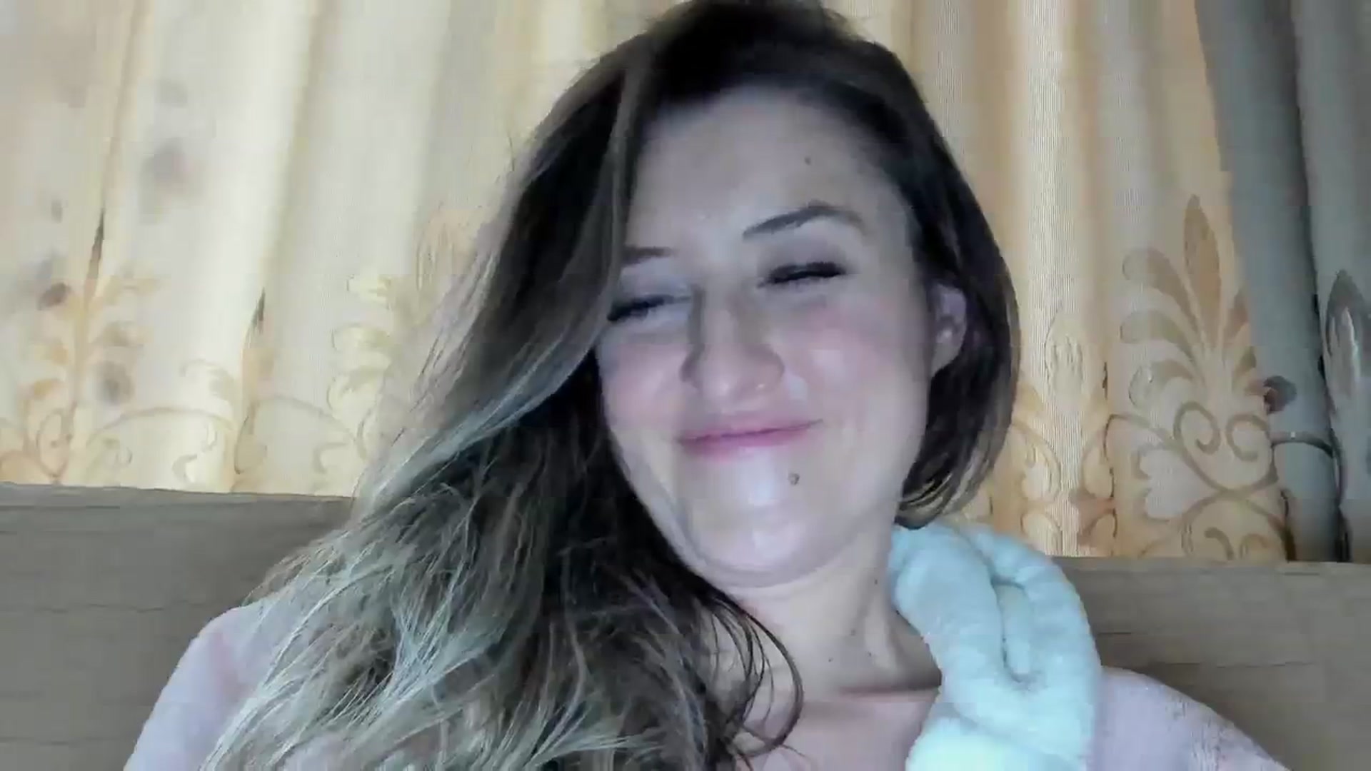 Gallery image thumbnail from BestDream's myfreecams stream on, 11/26/2023, 10:07 image 3 of 20